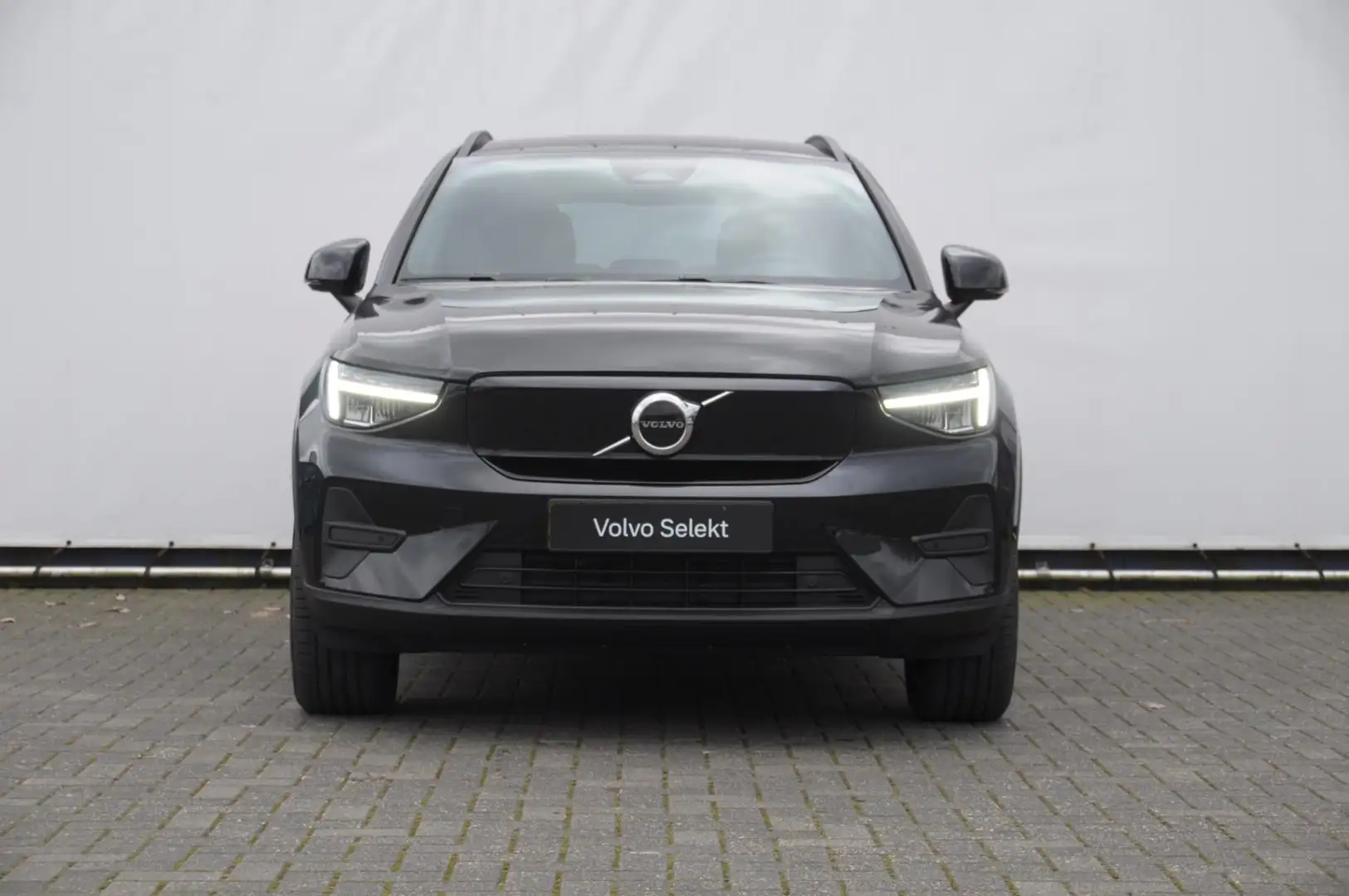 Volvo EX40 252PK Automaat Single Ext. Range Core Business / D Schwarz - 2