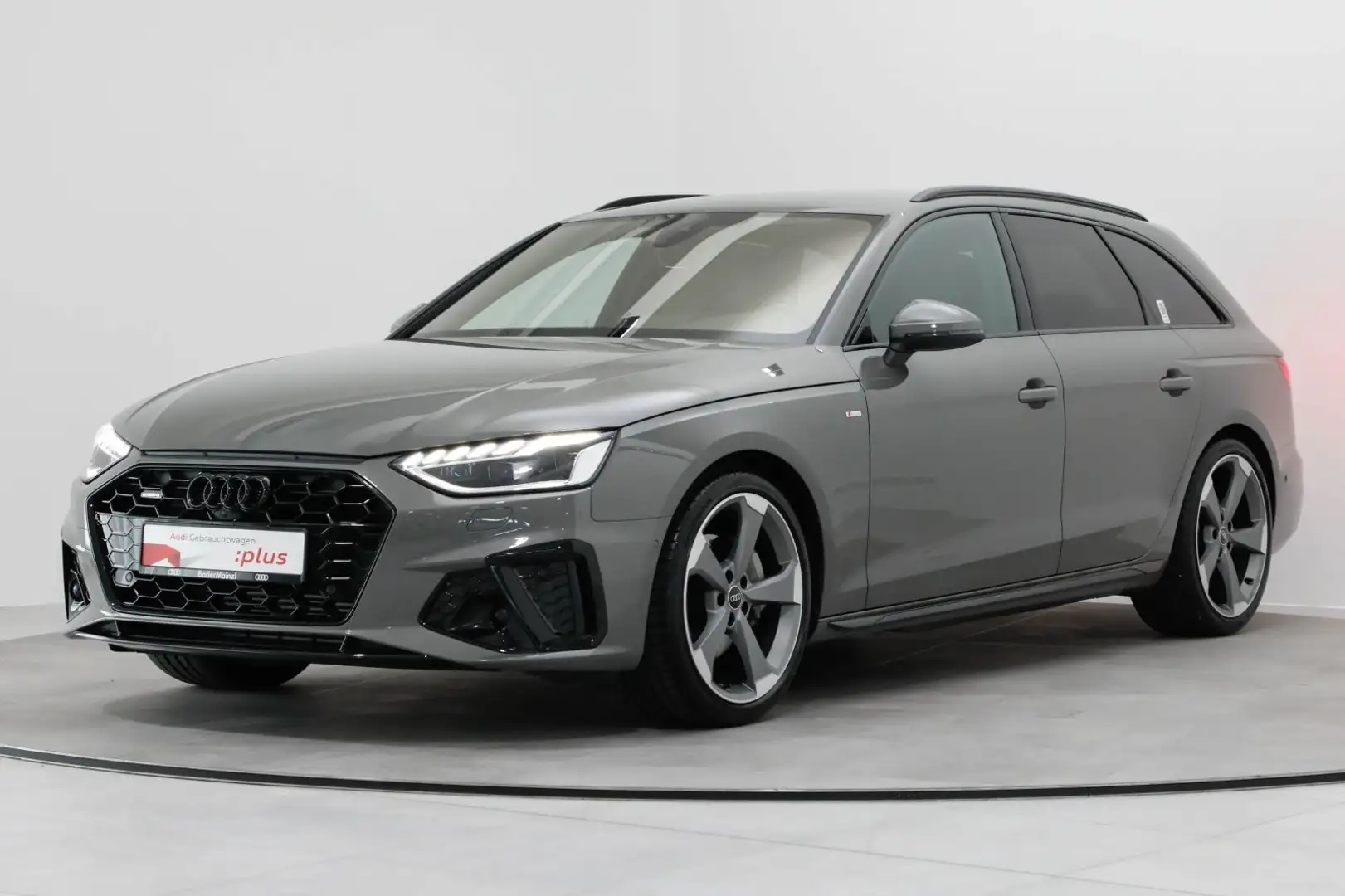 Audi A4 40 TFSI quattro S tronic S line Matrix Grau - 2
