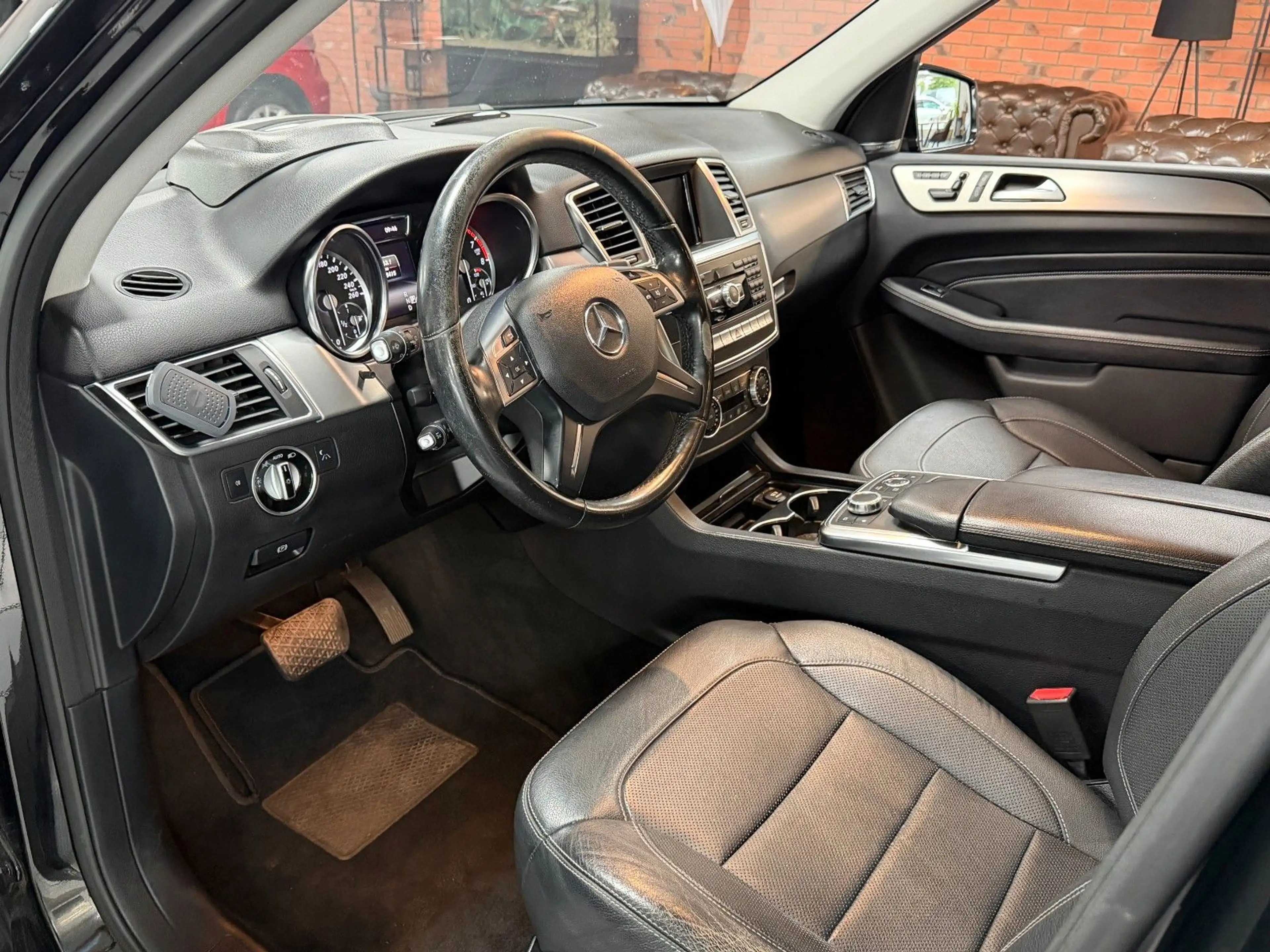 Mercedes-Benz ML 500 BlueEfficiency 4M AHK/LED/HuK/360°CAM/HuD — photo 9