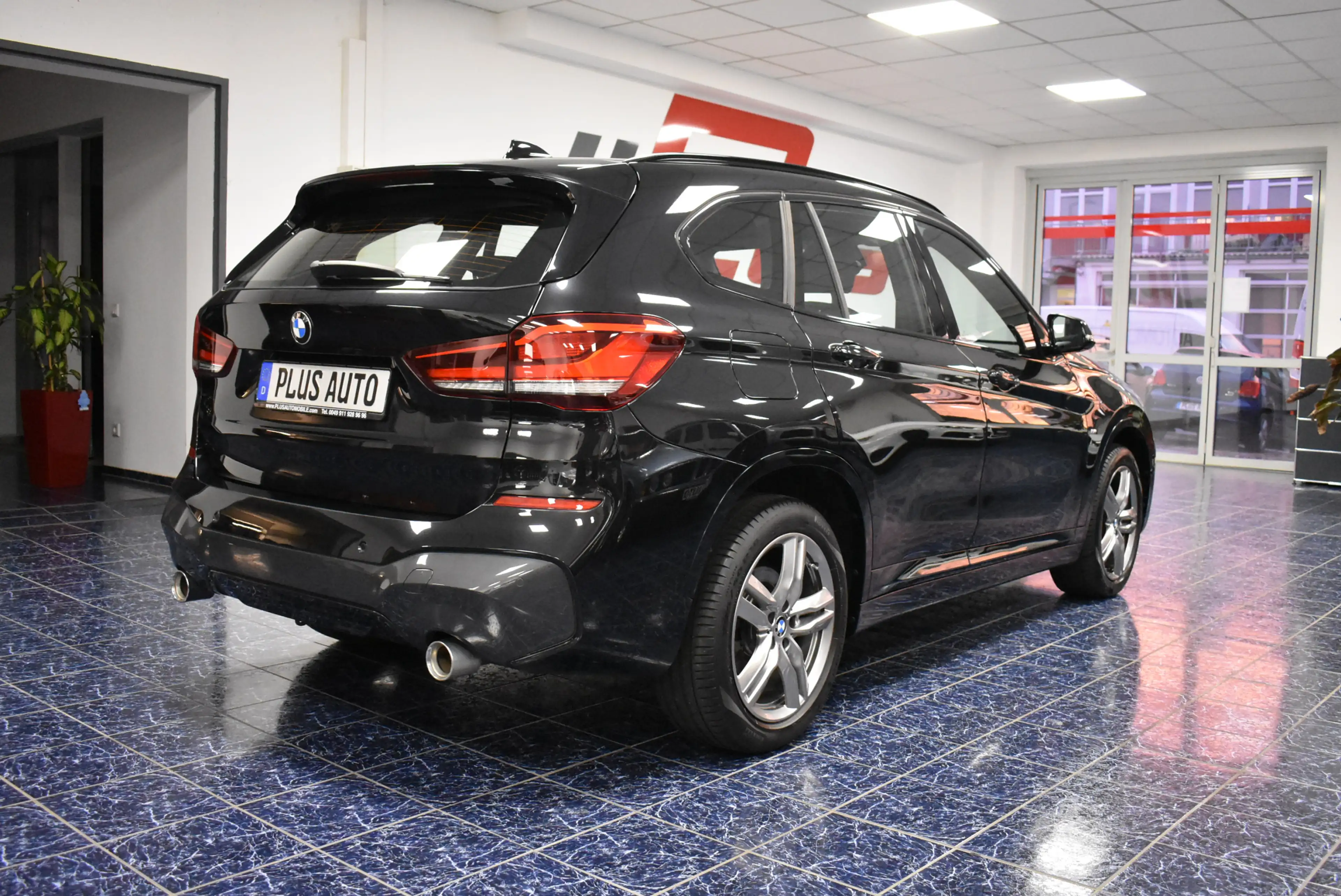 BMW X1 xDrive 25d M Sport Aut Nav LED Panoram AHK — photo 4