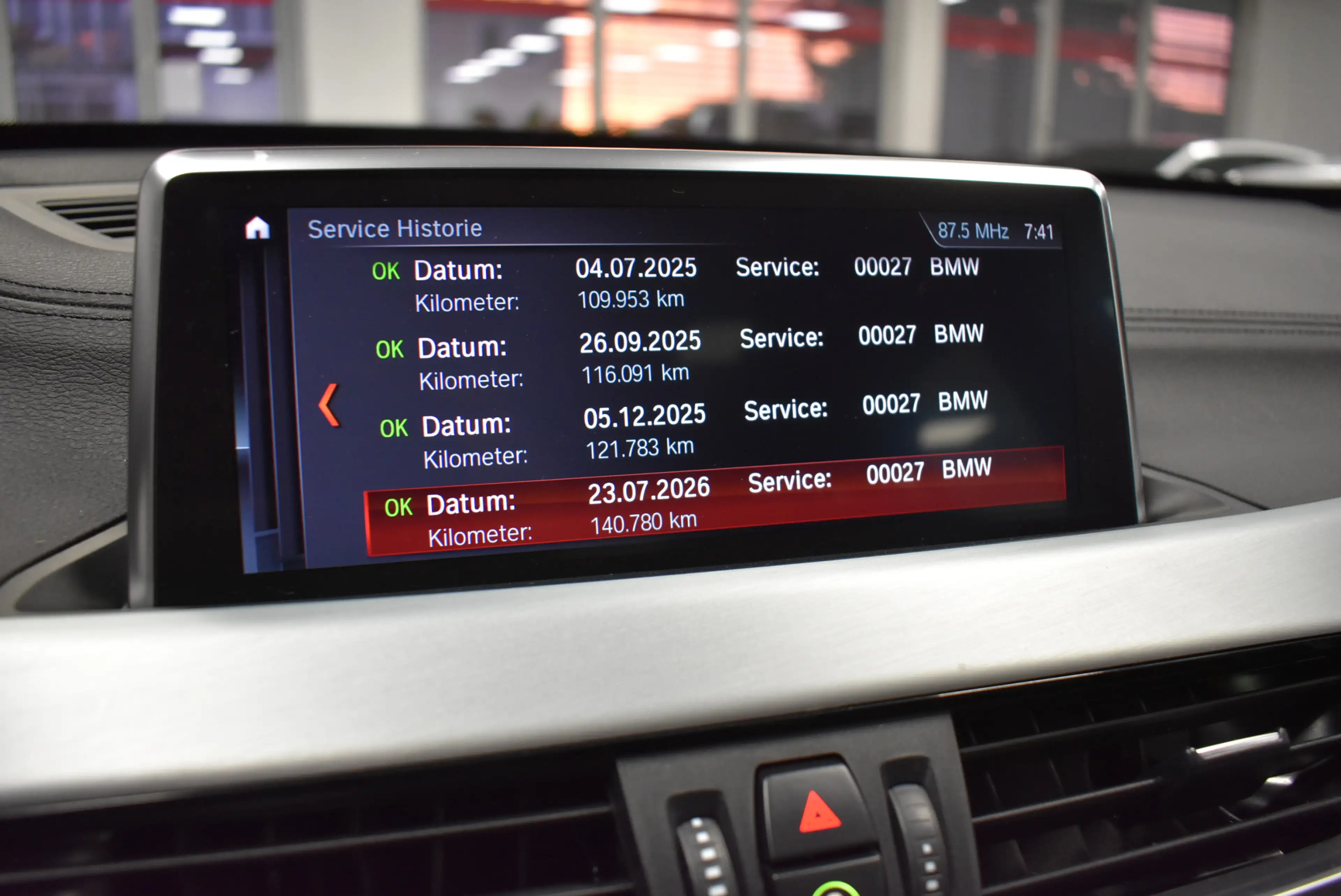 BMW X1 xDrive 25d M Sport Aut Nav LED Panoram AHK — photo 9