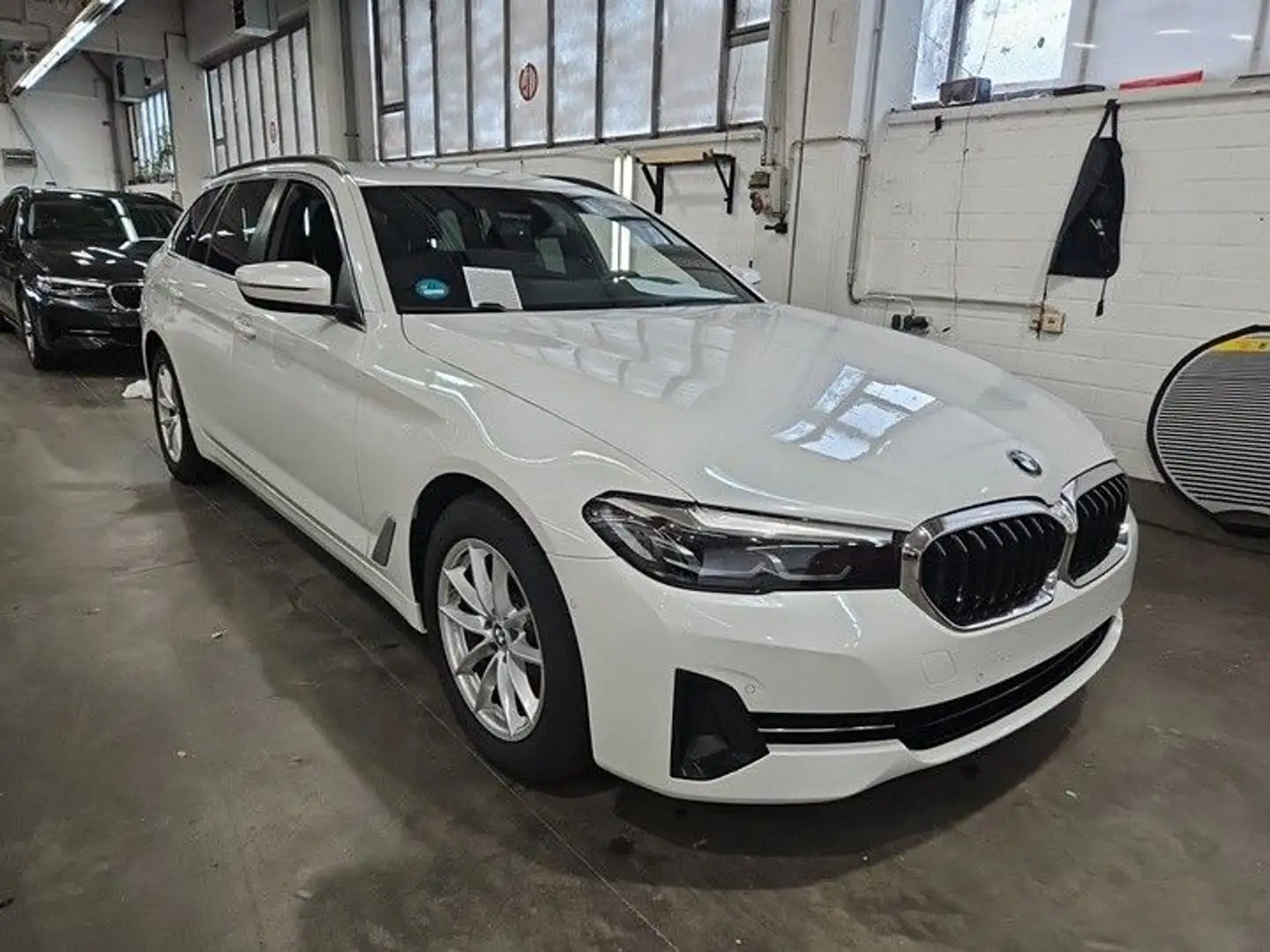 BMW 520 d BUSINESS*HARMAN&KARDON*KAME*LUFT*LEDER*1.H Blanc - 1