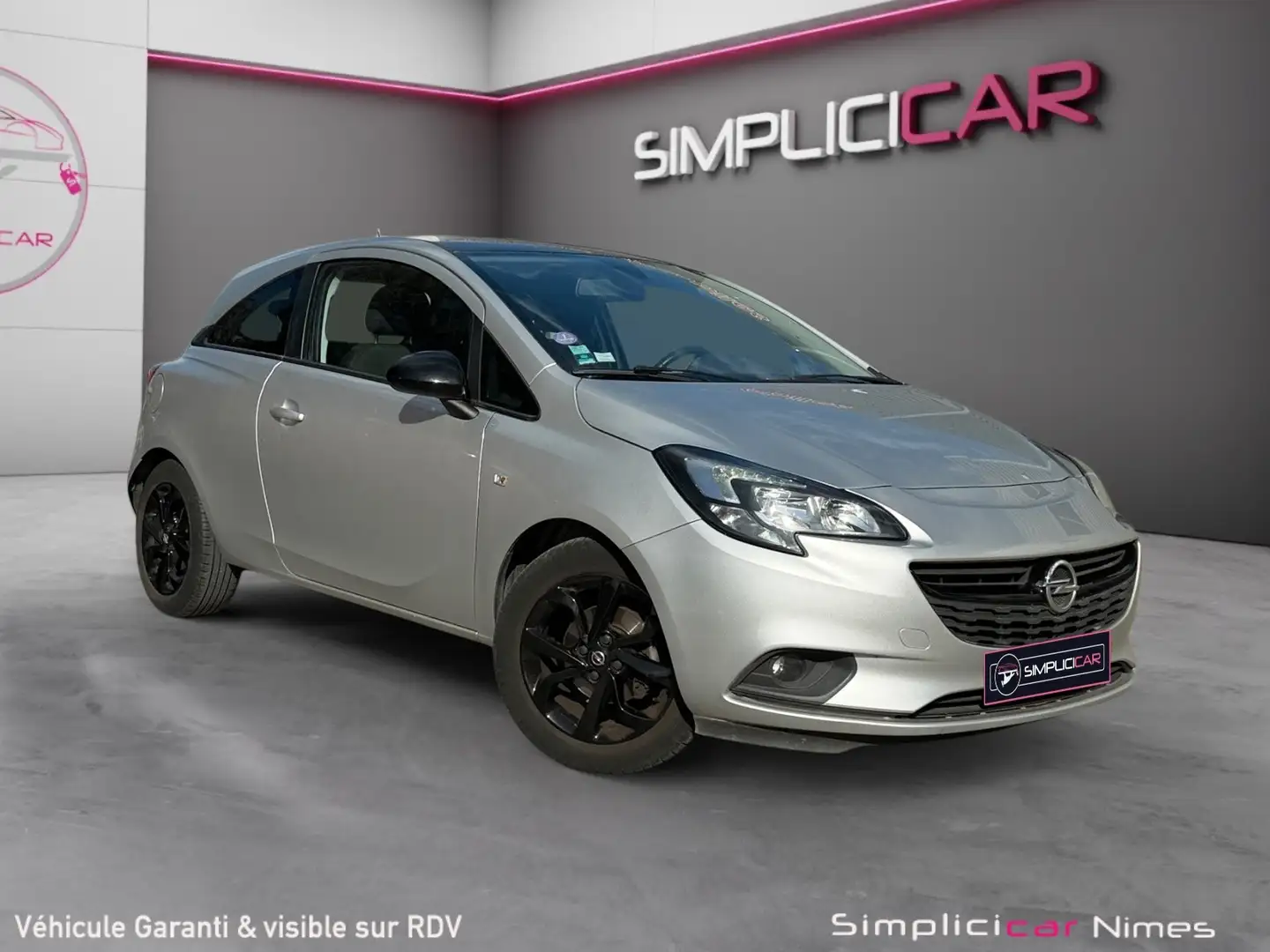 Opel Corsa Corsa 1.4 90 ch Black Edition Gris - 1