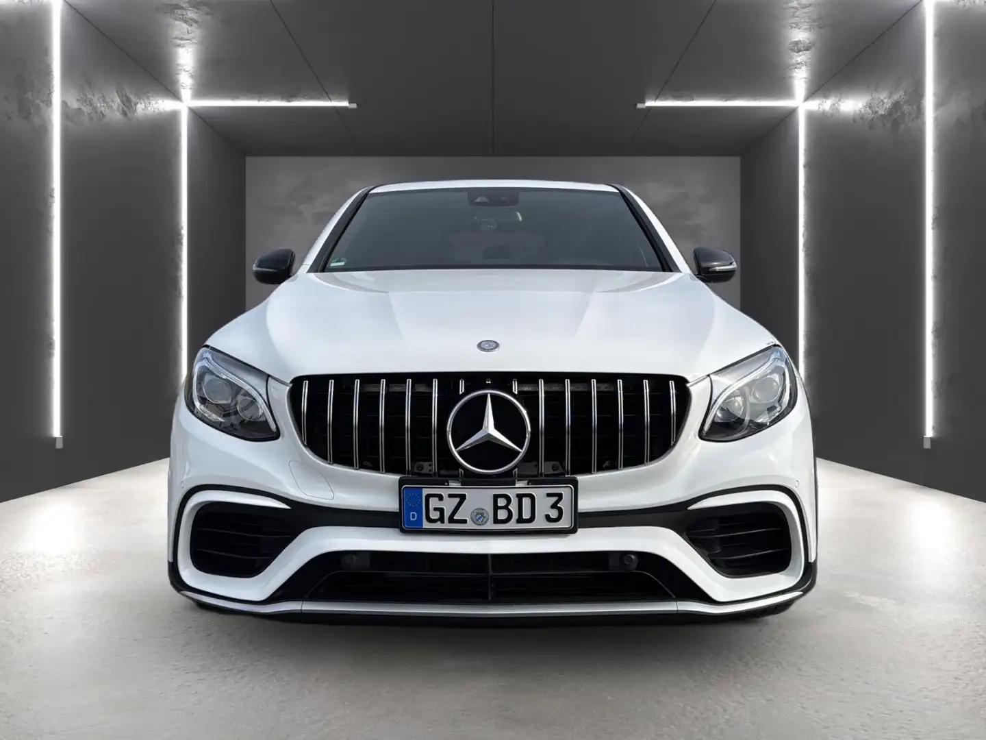 Mercedes-Benz GLC 350 d Coupe 4Matic AMG 63 S Blanc - 2