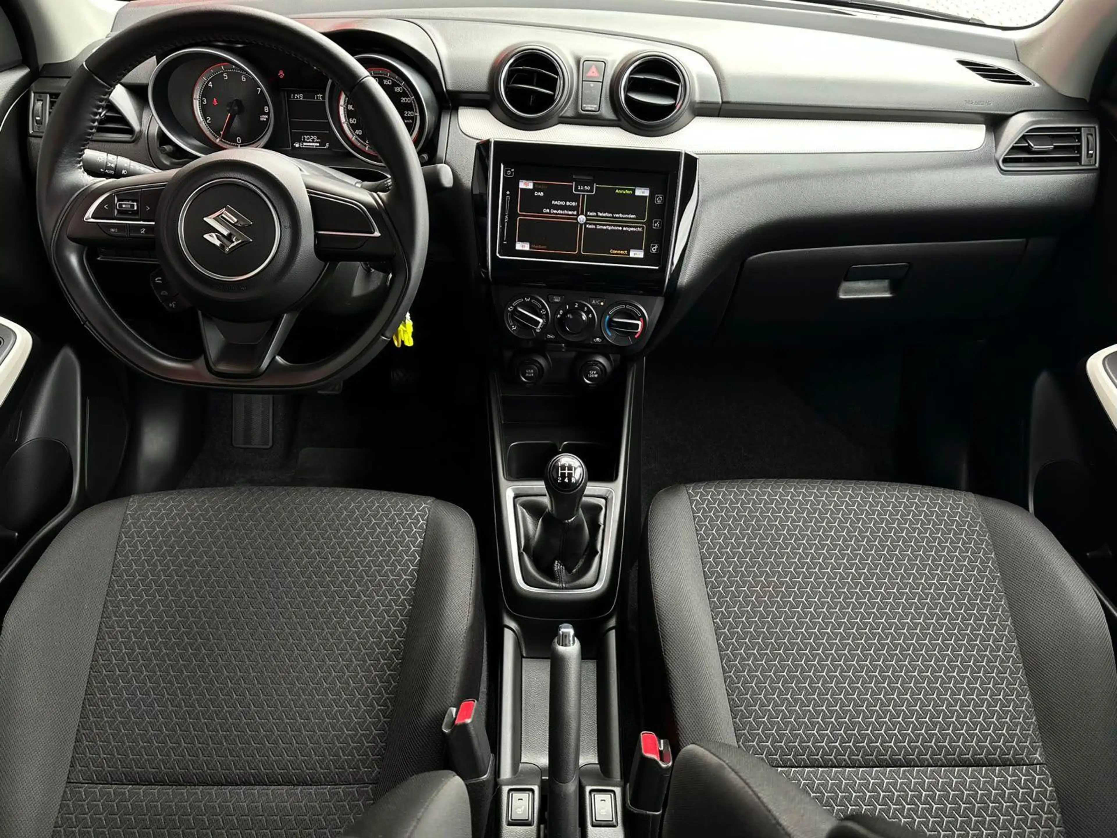 Suzuki Swift 1.0BoosterJet COMFORT SHZ#KLIMA#CAM#CARPLA — photo 12