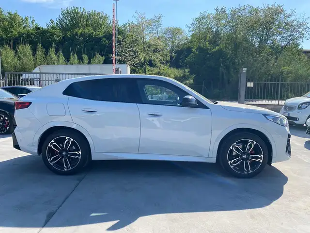 BMW X2 view 10