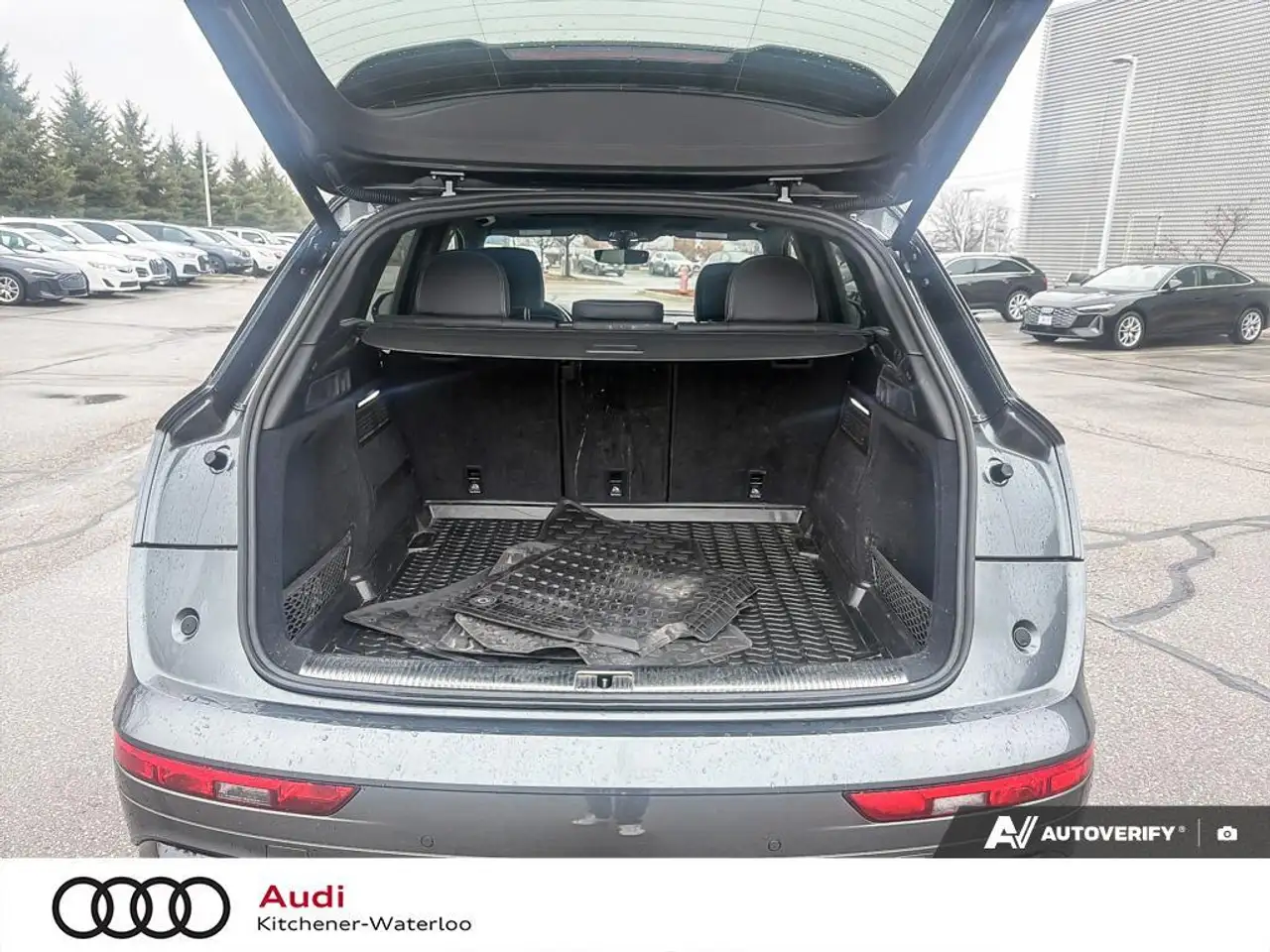 Audi Q5 снимка Audi Q5