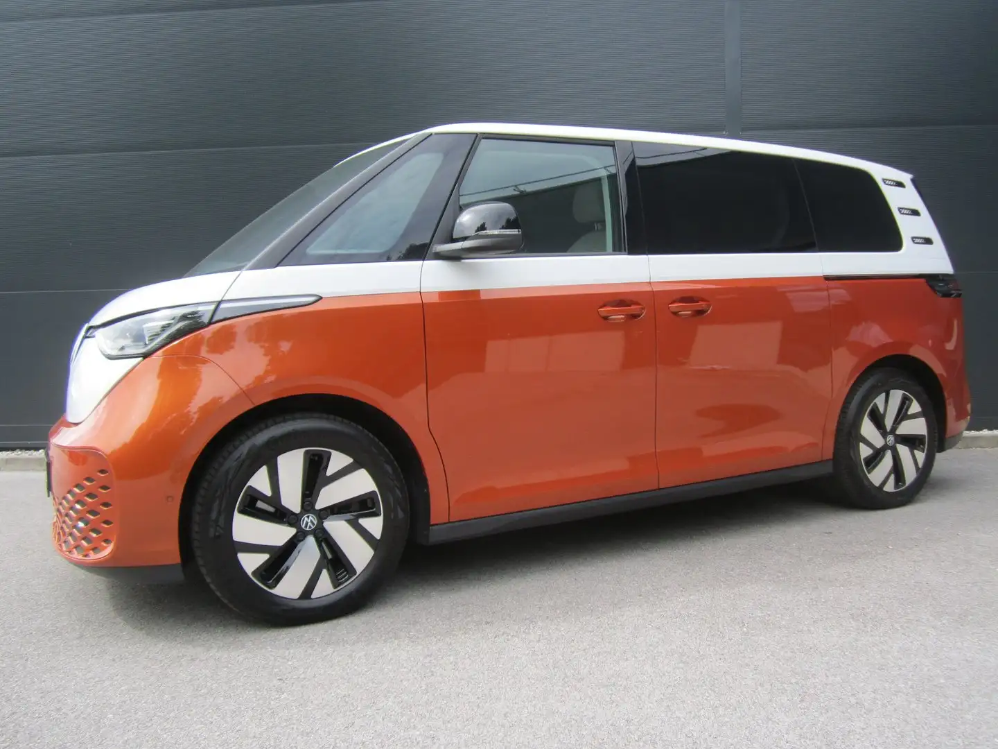 Volkswagen ID. Buzz VW ID. Buzz Pro 150 kW Arancione - 2