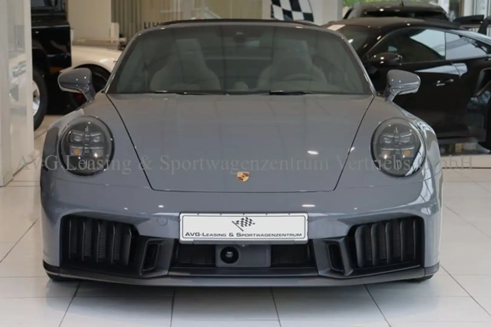 Porsche 992 911 Targa 4 GTS MY2025/T-Hybrid/DT/9xLEDER Gris - 2