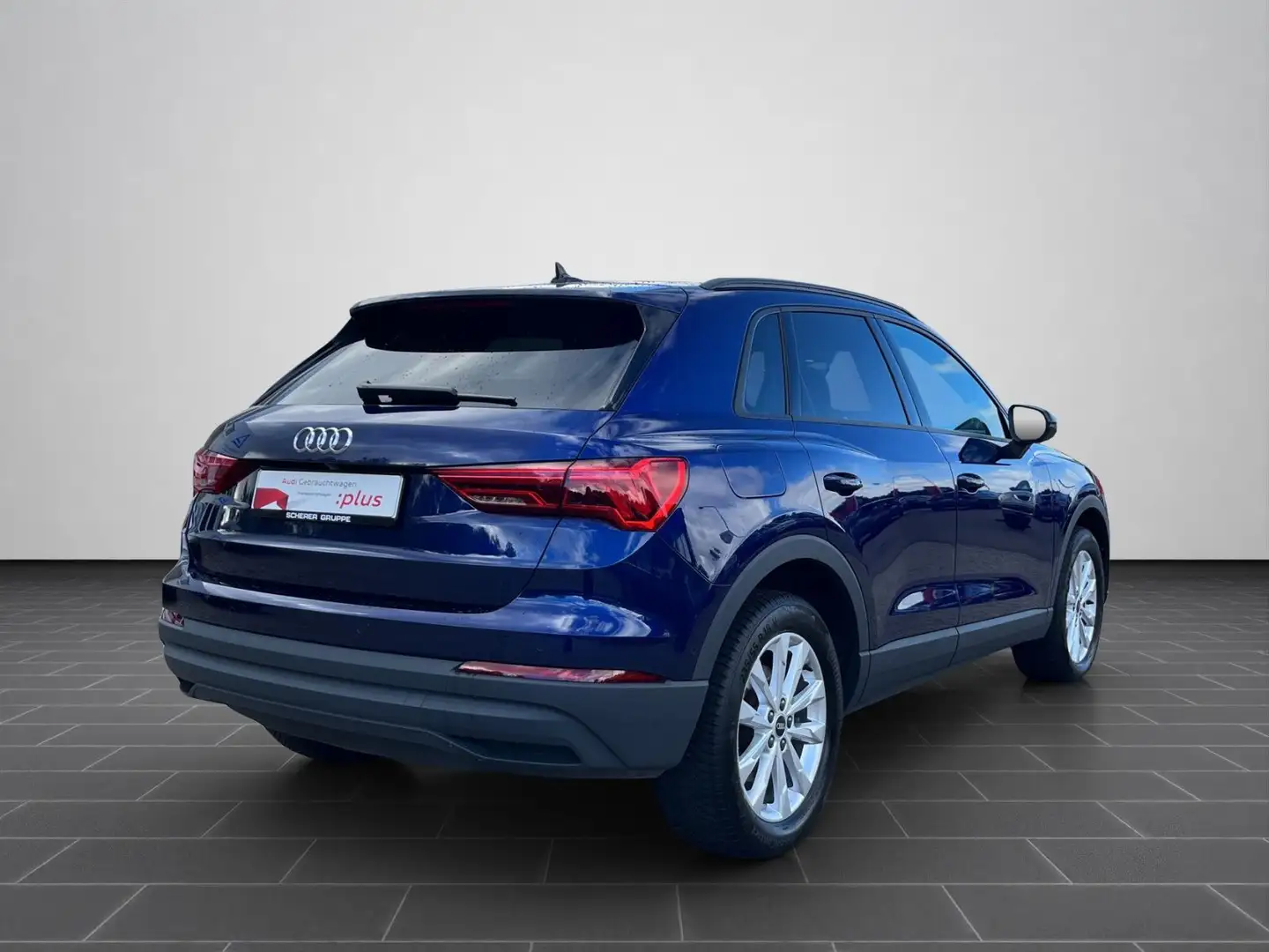 Audi Q3 MATRIX VIRTUAL INTERFACE NAVI-PLUS Blau - 2