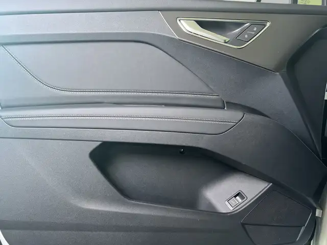 Audi Q4 E-Tron view 14