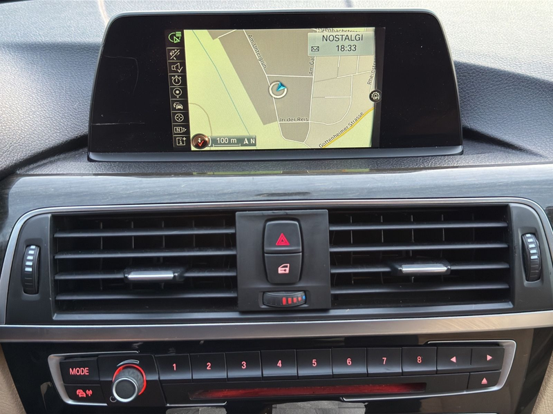 BMW 318 d Touring xDrive Luxury Line*LED*NAVI*PDC — photo 15