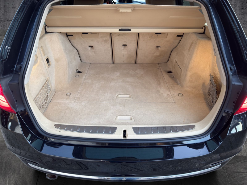 BMW 318 d Touring xDrive Luxury Line*LED*NAVI*PDC — photo 7