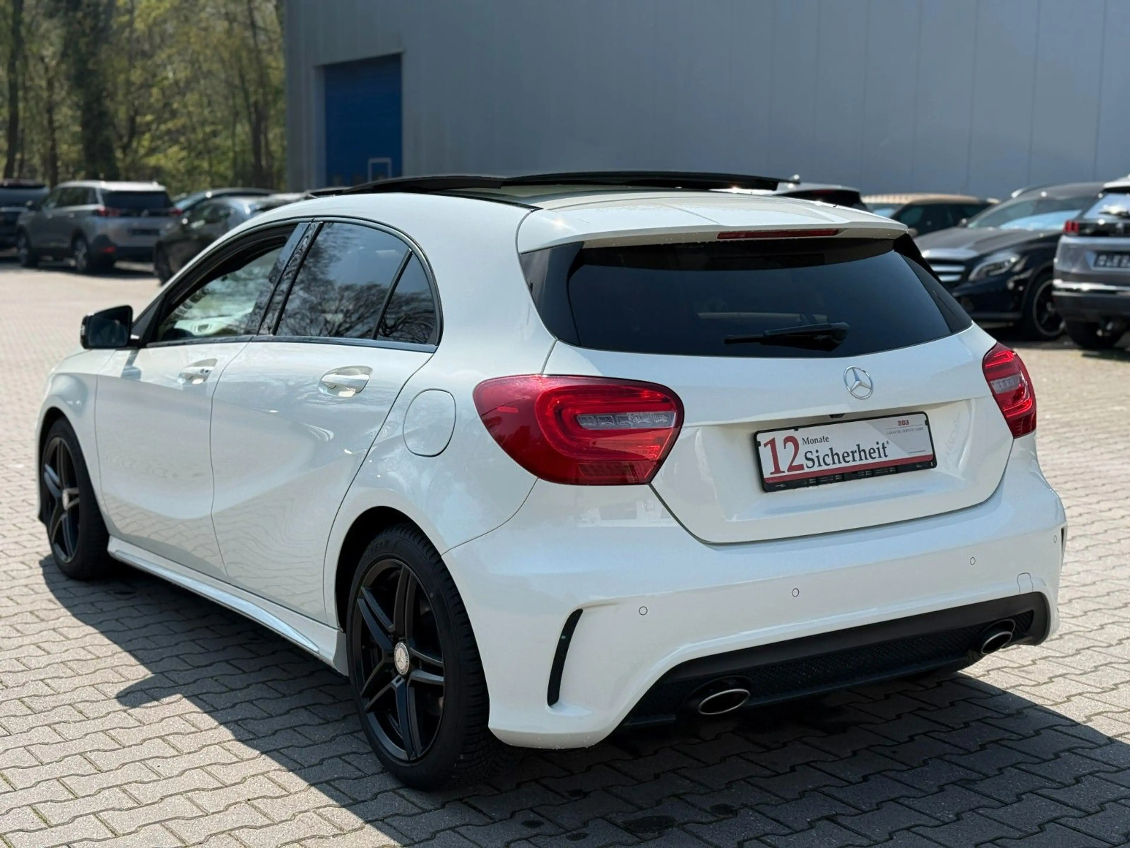Mercedes-Benz A 250 4Matic AMG Line* Panorama* Bi-Xenon* — photo 13