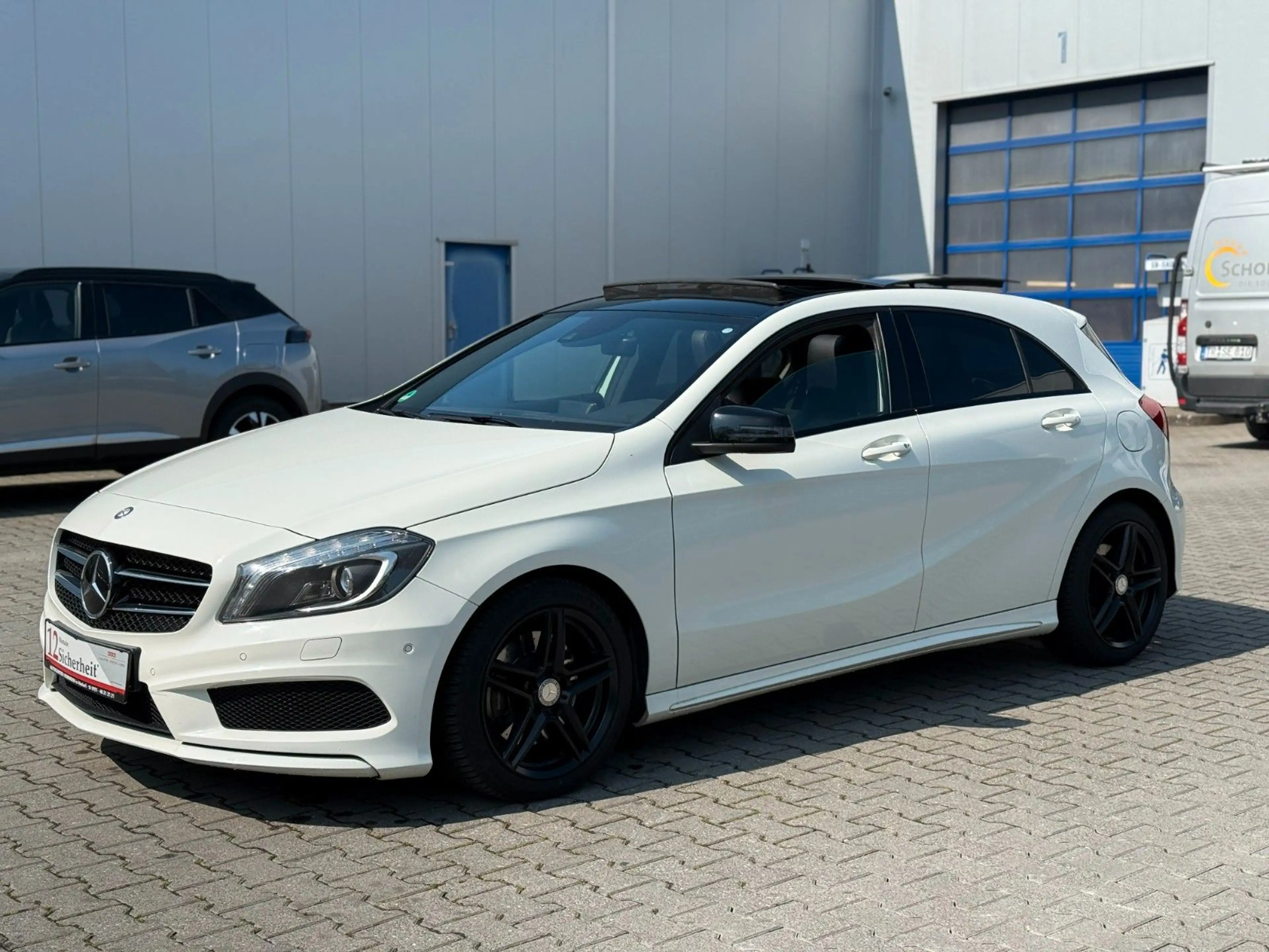 Mercedes-Benz A 250 4Matic AMG Line* Panorama* Bi-Xenon* — photo 7