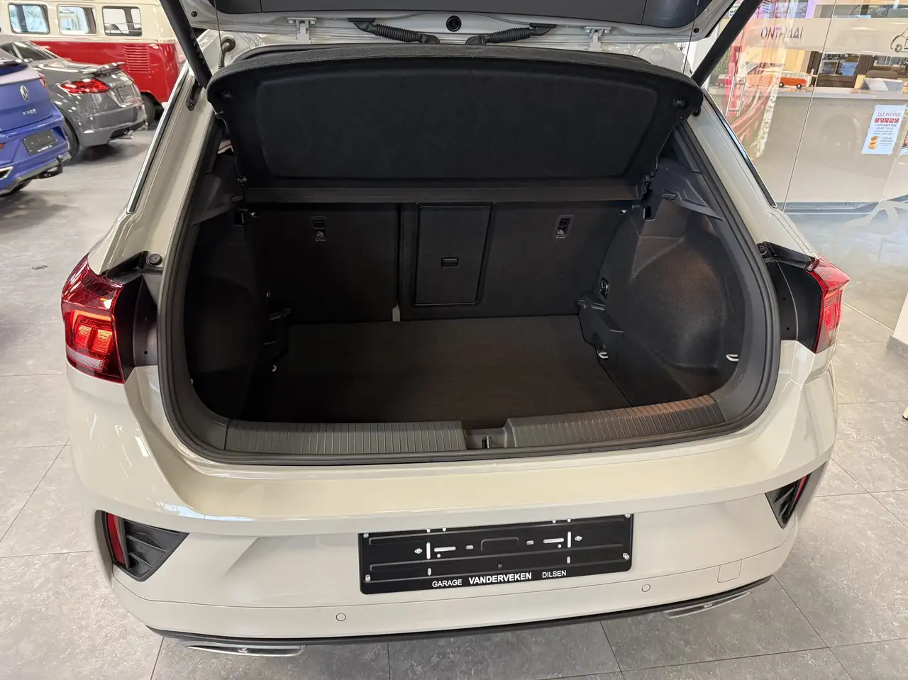 Volkswagen T-Roc T-Roc 1.5 TSI OPF DSG R-Line 8