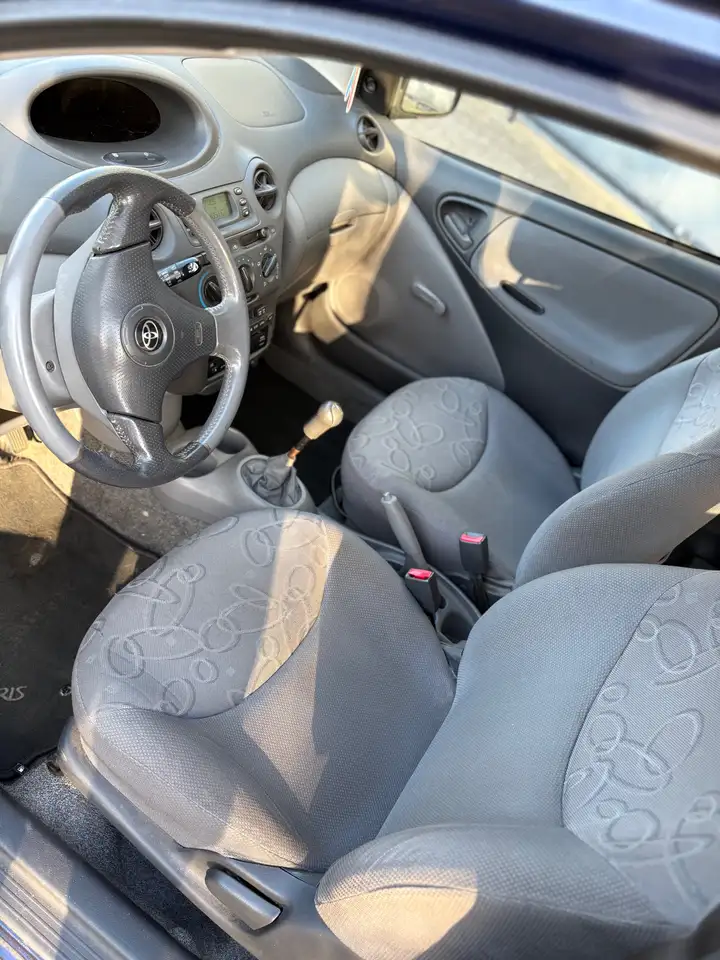 Toyota Yaris 1.3-16V VVT-i Luna, foto 8