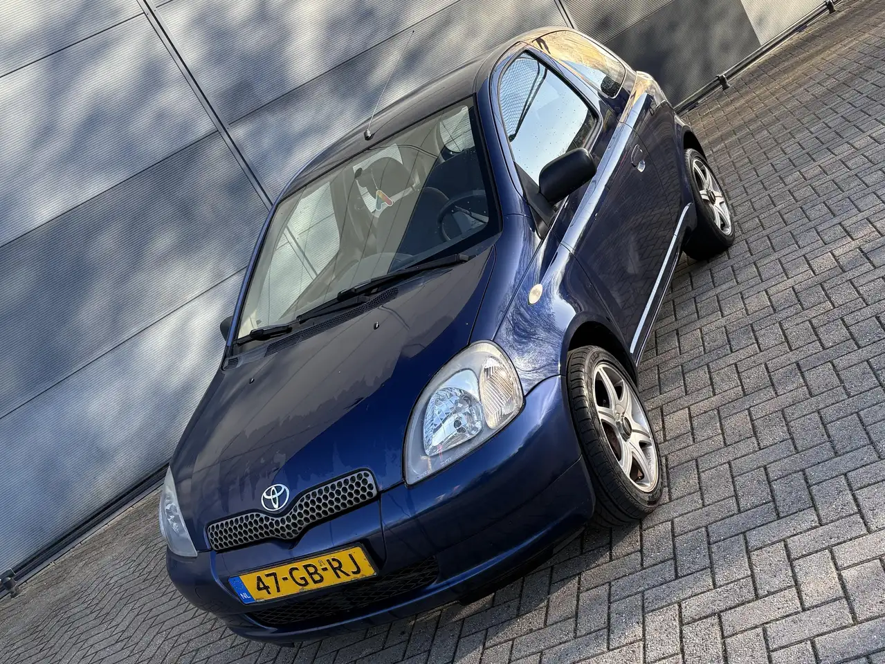 Toyota Yaris 1.3-16V VVT-i Luna, foto 1