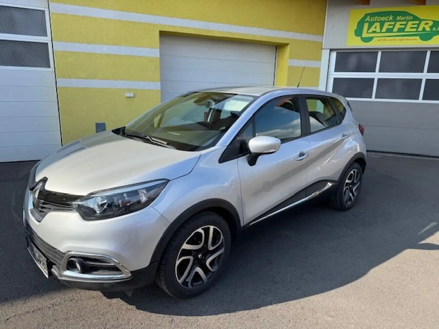 Renault Captur Expression -nur 63400km +SHZ TOP! Grijs - 1