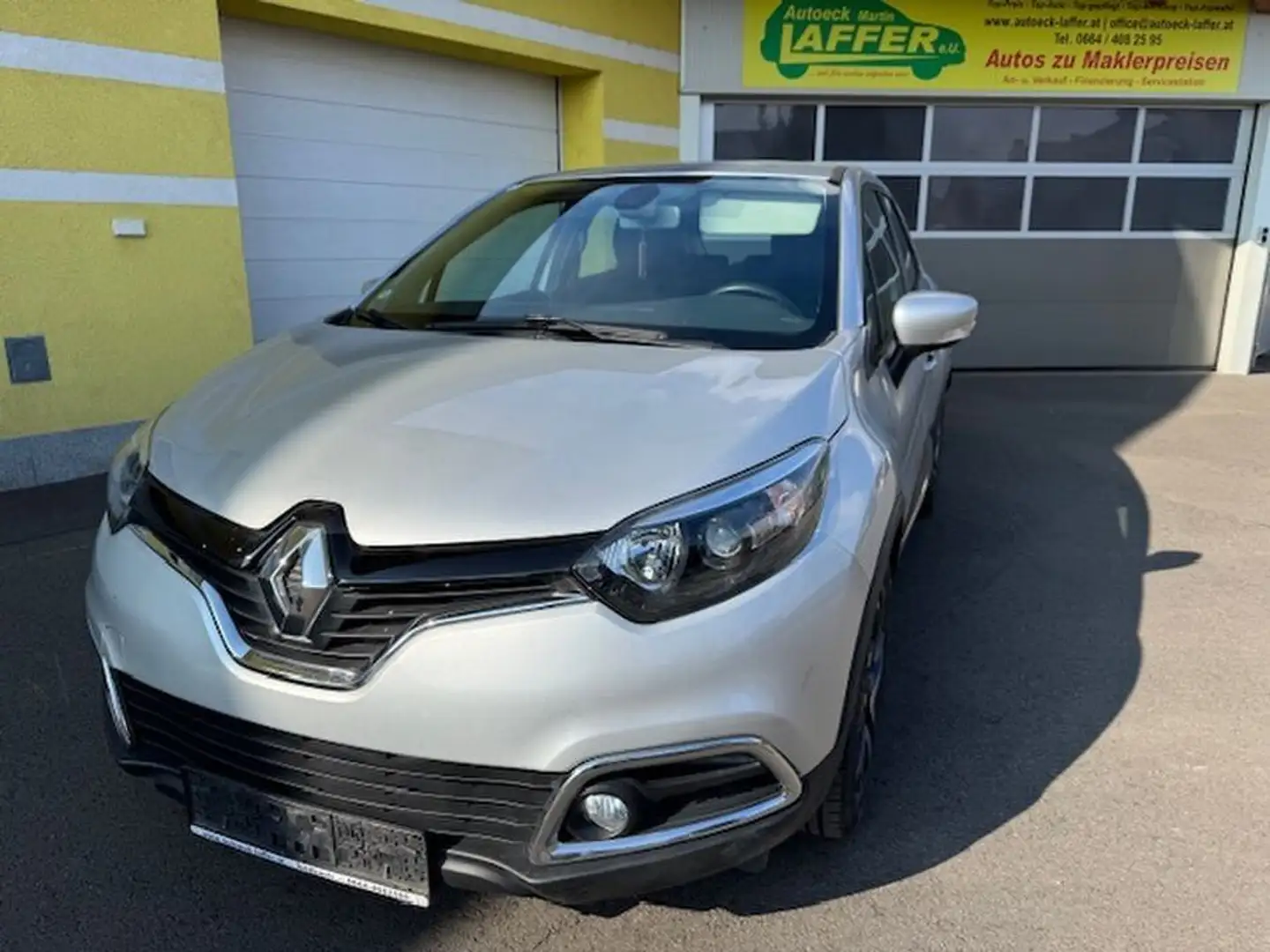 Renault Captur Expression -nur 63400km +SHZ TOP! Grijs - 2