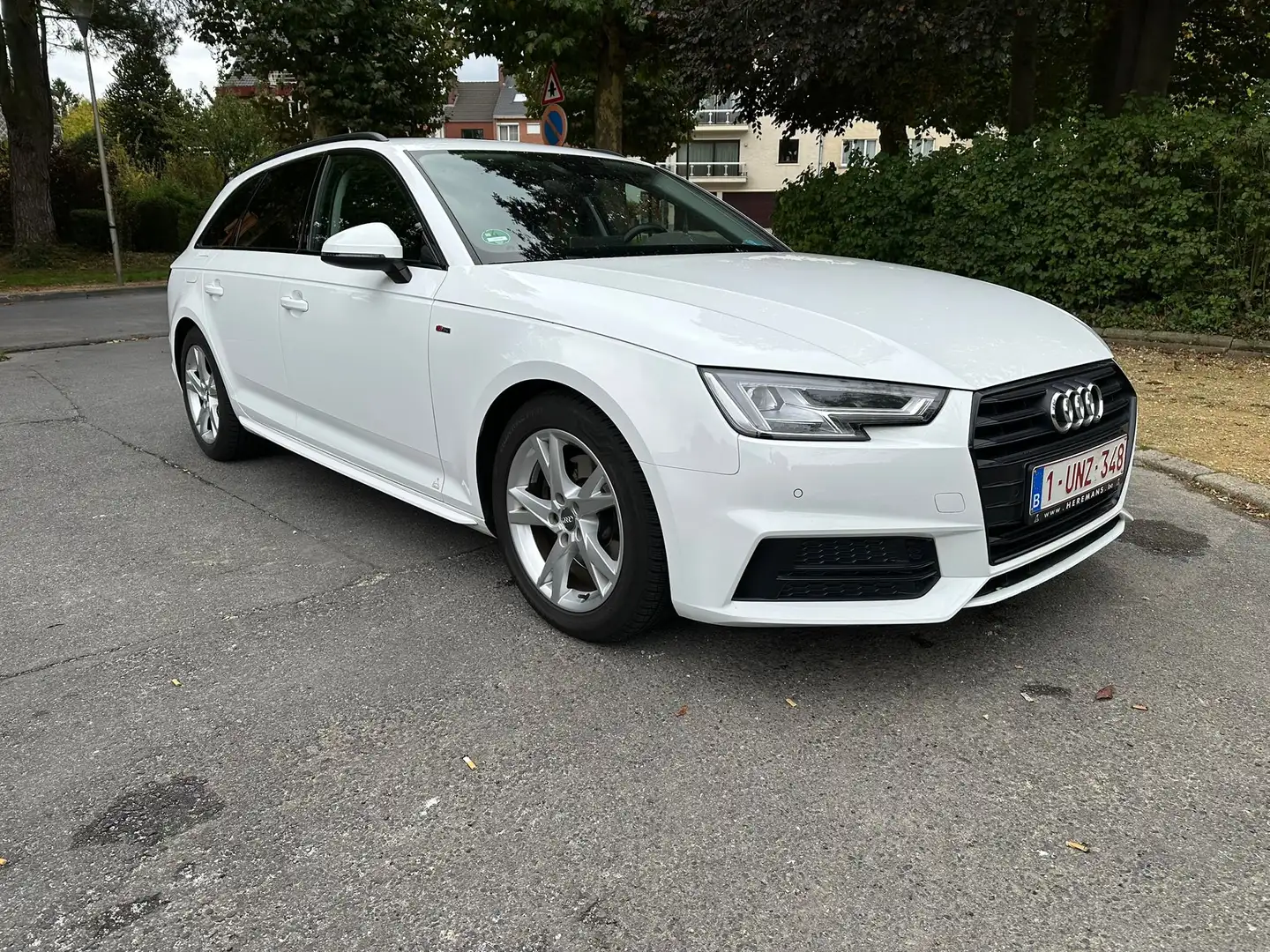 Audi A4 A4 Avant 2.0 TDI  - S Line Blanc - 1
