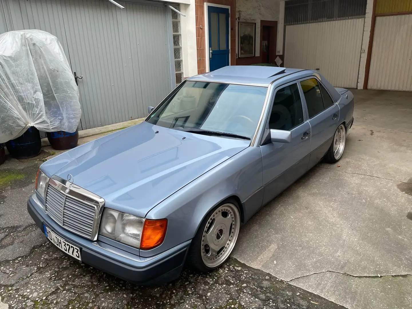 Mercedes-Benz E 230 w124 Lorinser Bleu - 1