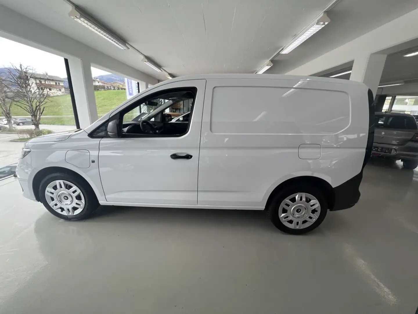 Ford Transit Connect 1,5 EcoBoost PHEV L1 Trend Wit - 2