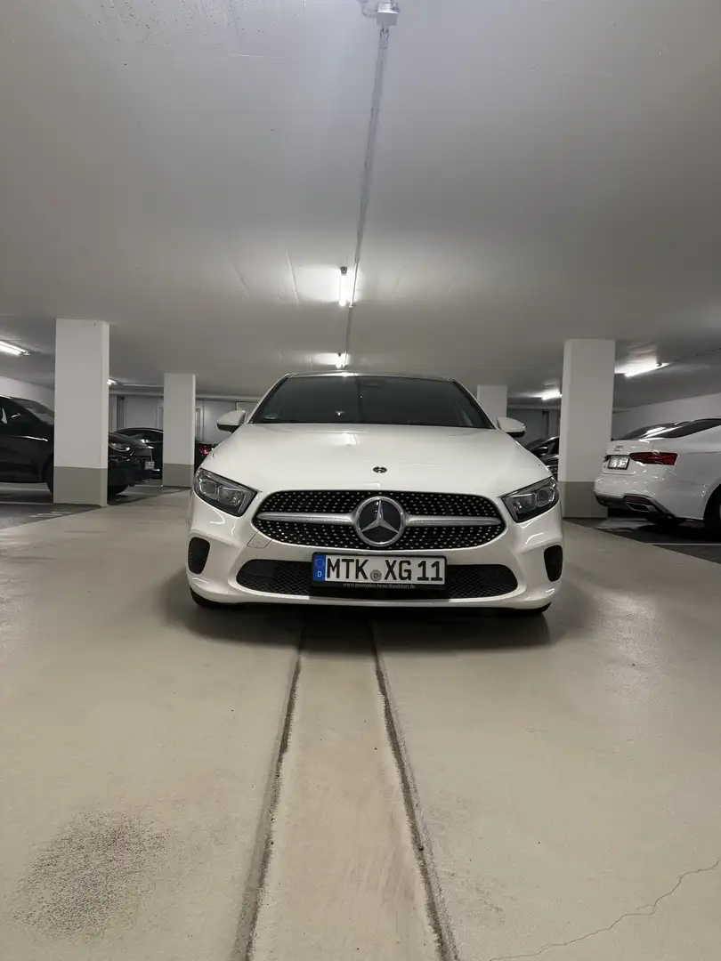 Mercedes-Benz A 180 A 180 d (177.003) Weiß - 1