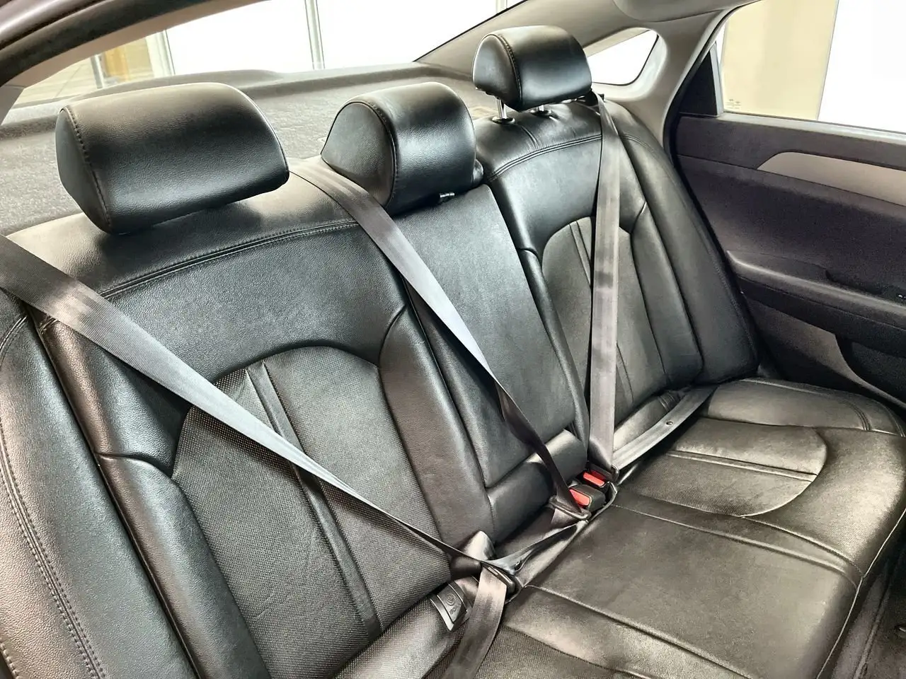 Hyundai SONATA снимка Hyundai SONATA