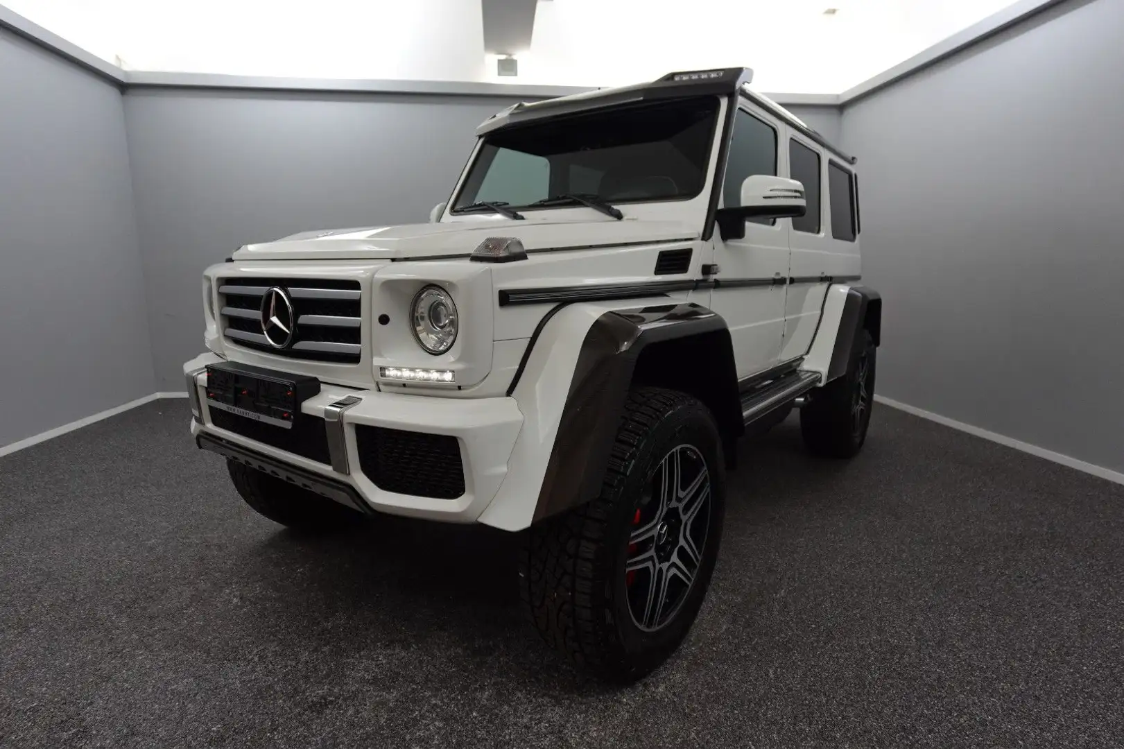 Mercedes-Benz G 500 4x4²*1.HD*SITZKLI*CARBON*RAUTE*DESIGNO Bílá - 1