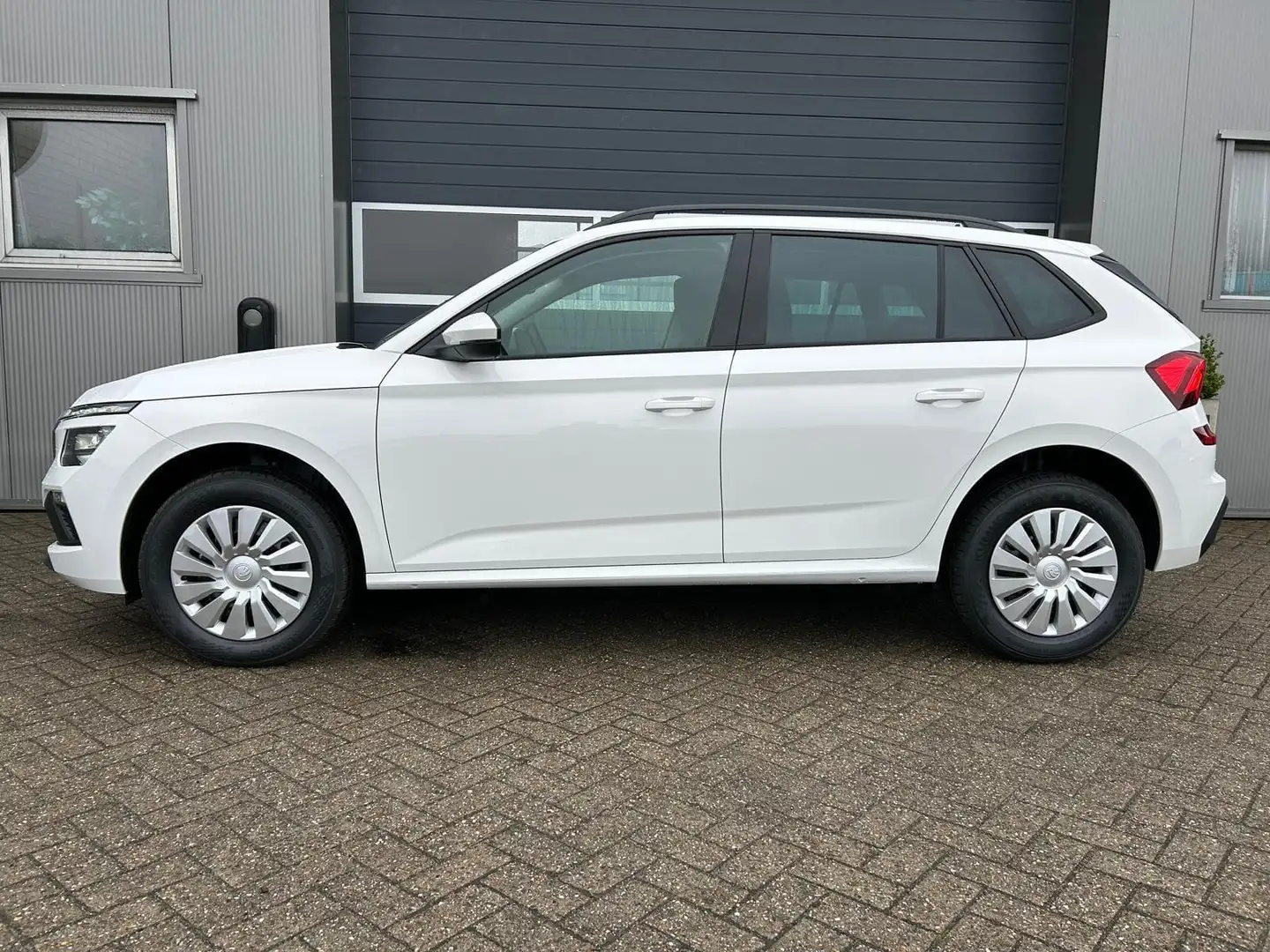 Skoda Kamiq 1.0 TSI 115PS DSG Selection Matrix-LED Sitzheiz... Weiß - 2
