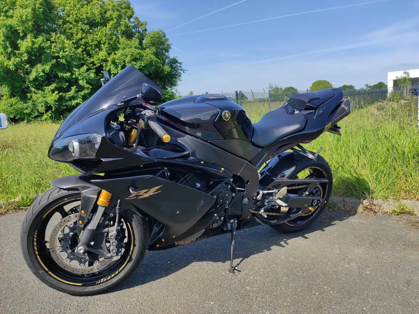 Yamaha YZF 1000 - 1