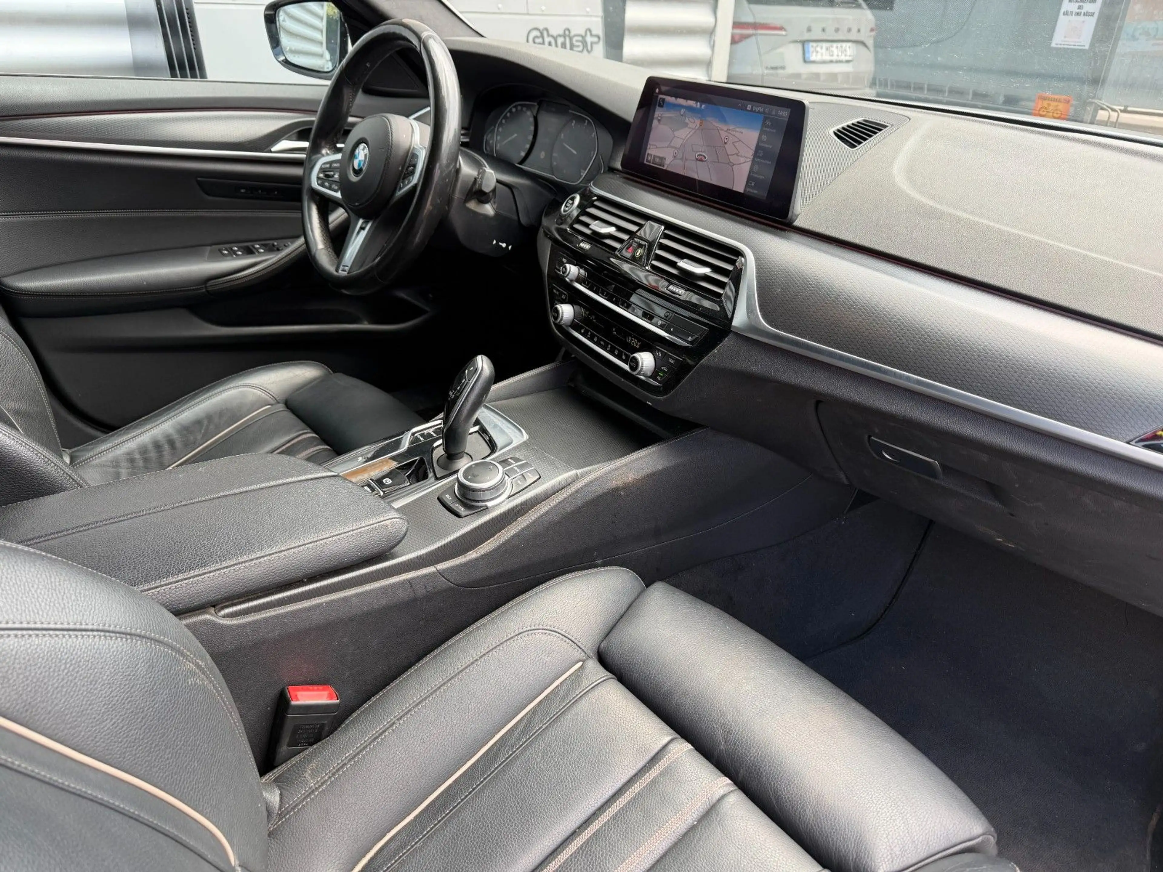 BMW 530 5 Touring 530 d M Sport LCI Facelift — photo 13