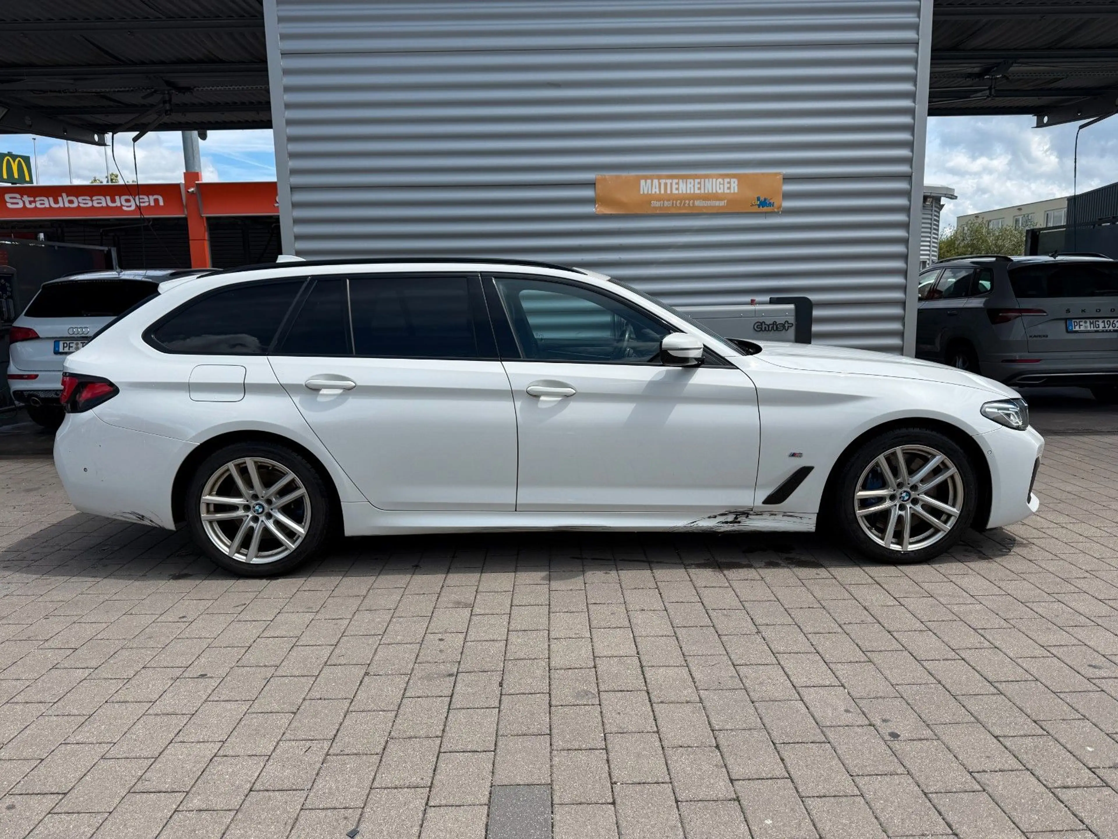 BMW 530 5 Touring 530 d M Sport LCI Facelift — photo 8