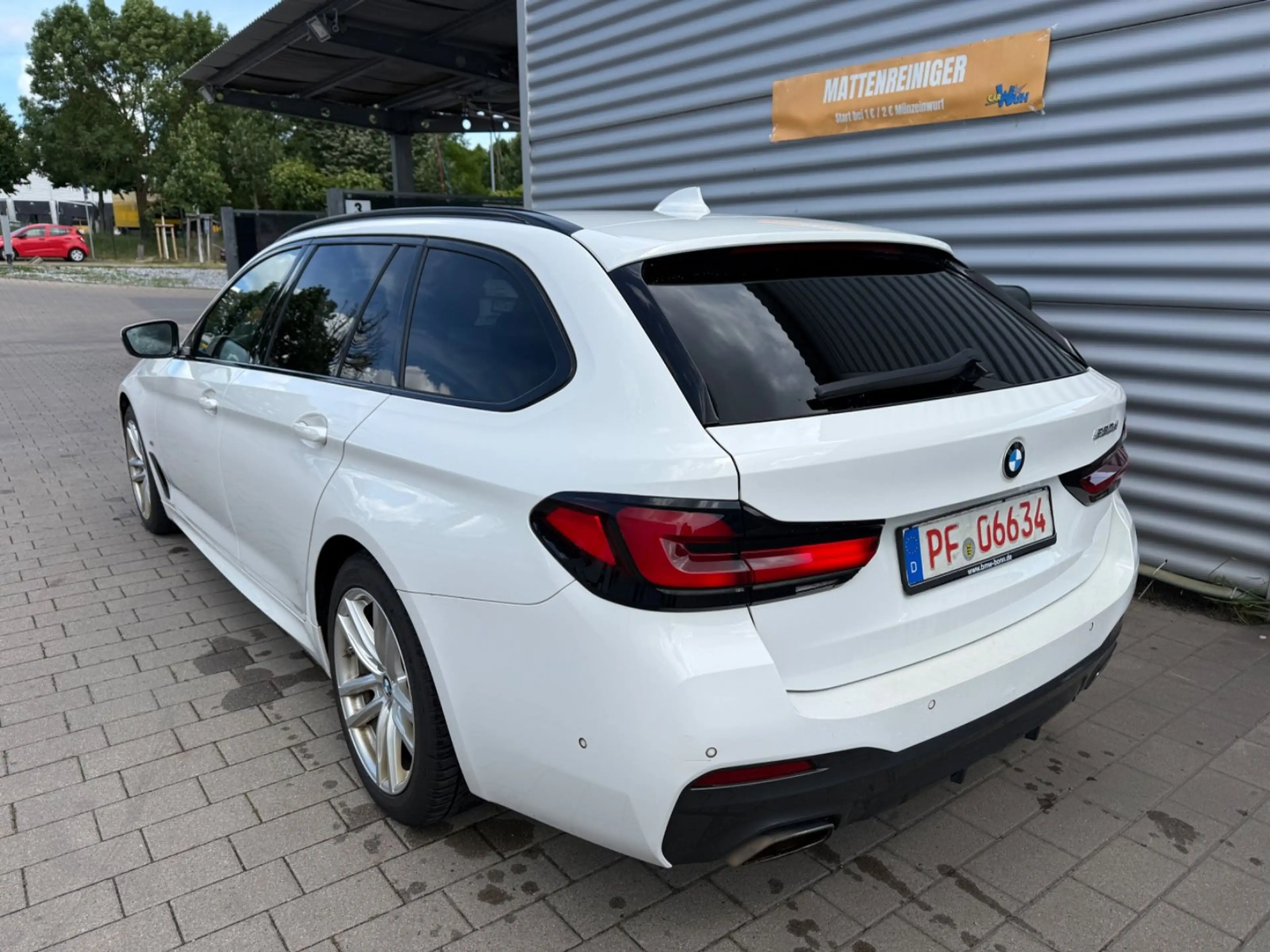 BMW 530 5 Touring 530 d M Sport LCI Facelift — photo 4