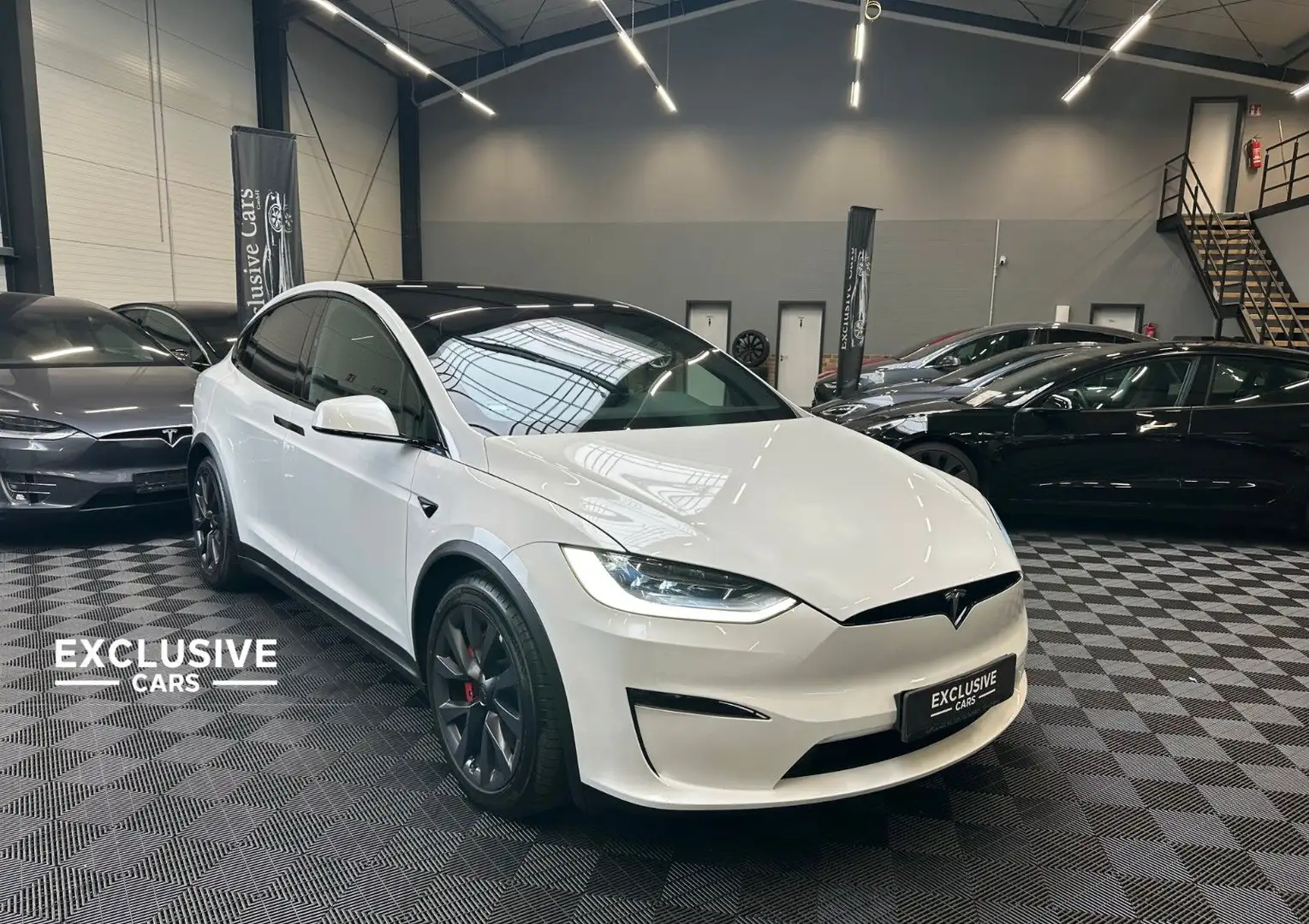 Tesla Model X MODEL X PLAID | FULL SELF DRIVE 4.0 | YOKE | Bílá - 2