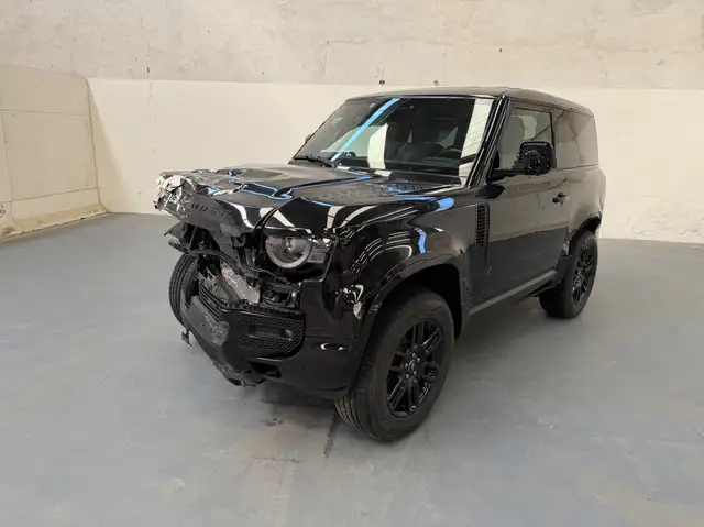 Land Rover Defender 90 3.0 D250 X-Dynamic S