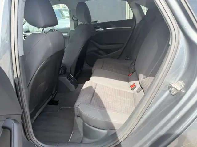 Audi A3 view 9