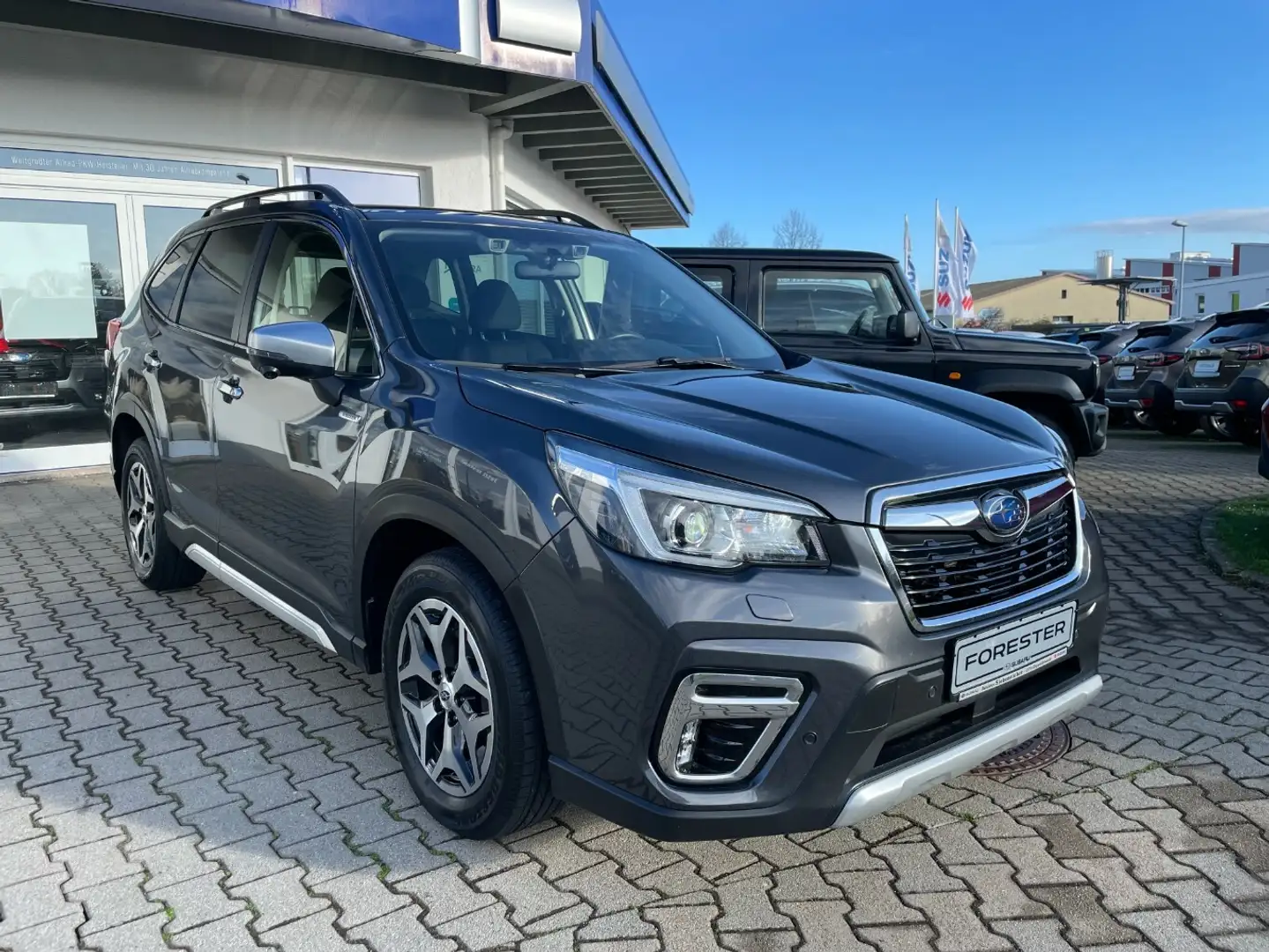 Subaru Forester 2.0ie AWD*Active*LED*ACC*SHZ Gri - 1