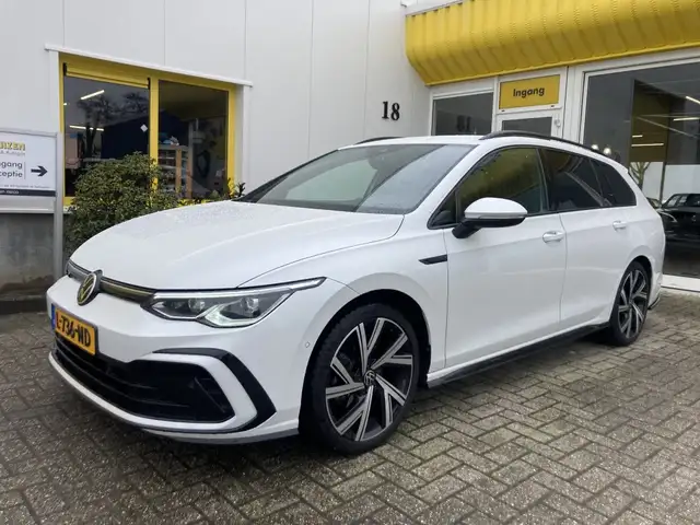 Volkswagen Golf Variant 1.5 e-TSI 3 X R-Line 180PK Automaat Trekhaak