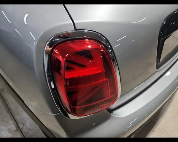 MINI Hatch view 12