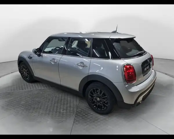 MINI Hatch view 8
