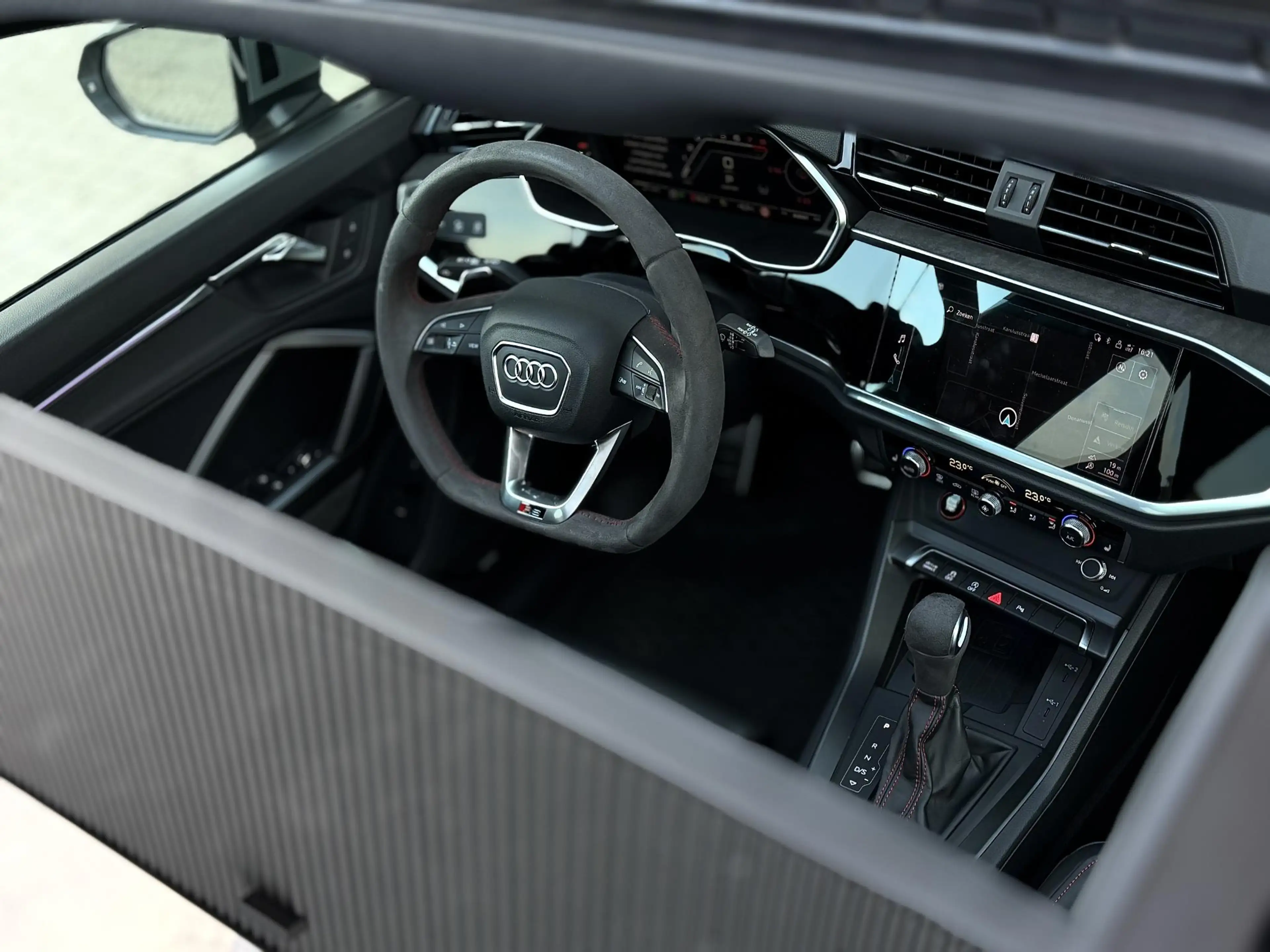 Audi RS Q3 RSQ3 Sportback TFSI | PANO SFEER 360CAM SONOS - FU — photo 3