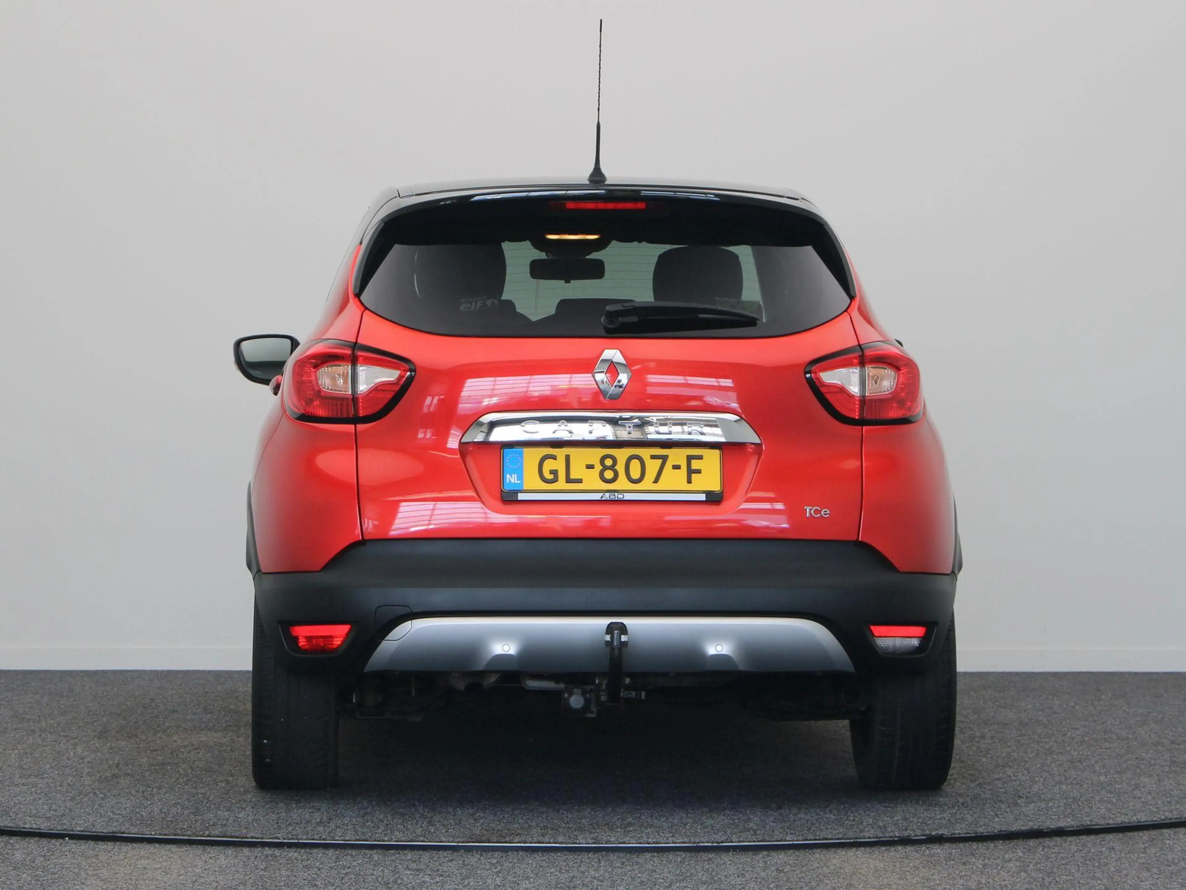 Renault Captur TCe 90pk Helly Hansen | Trekhaak | Navigatie | Cru — photo 7