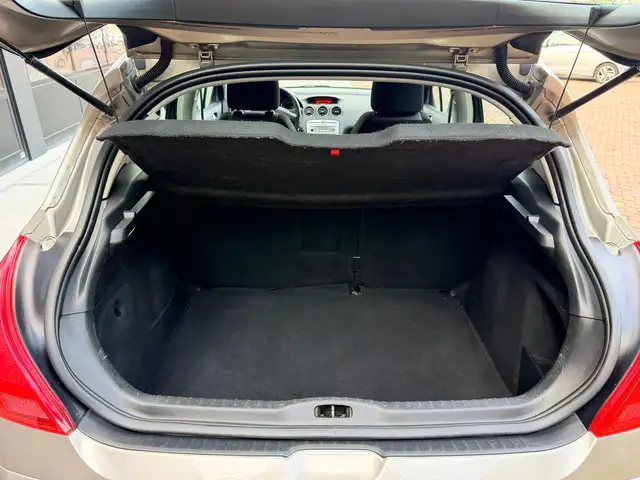 Peugeot 308 view 15