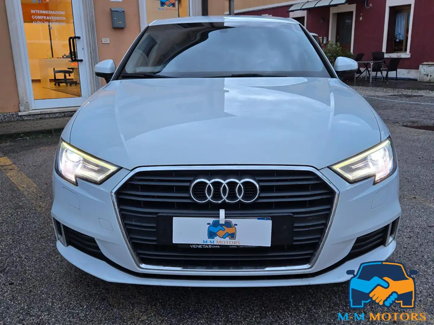 Audi A3 SPB 2.0 TDI Sport Blanc - 2