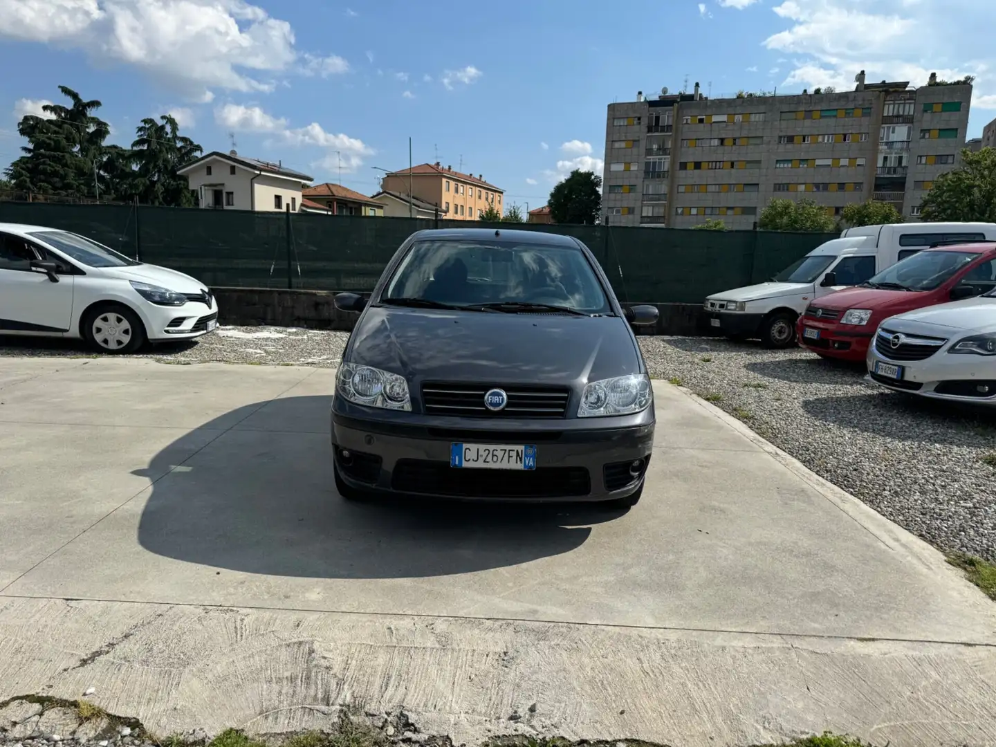 Fiat Punto 1.2i cat 5 porte ELX Grigio - 1