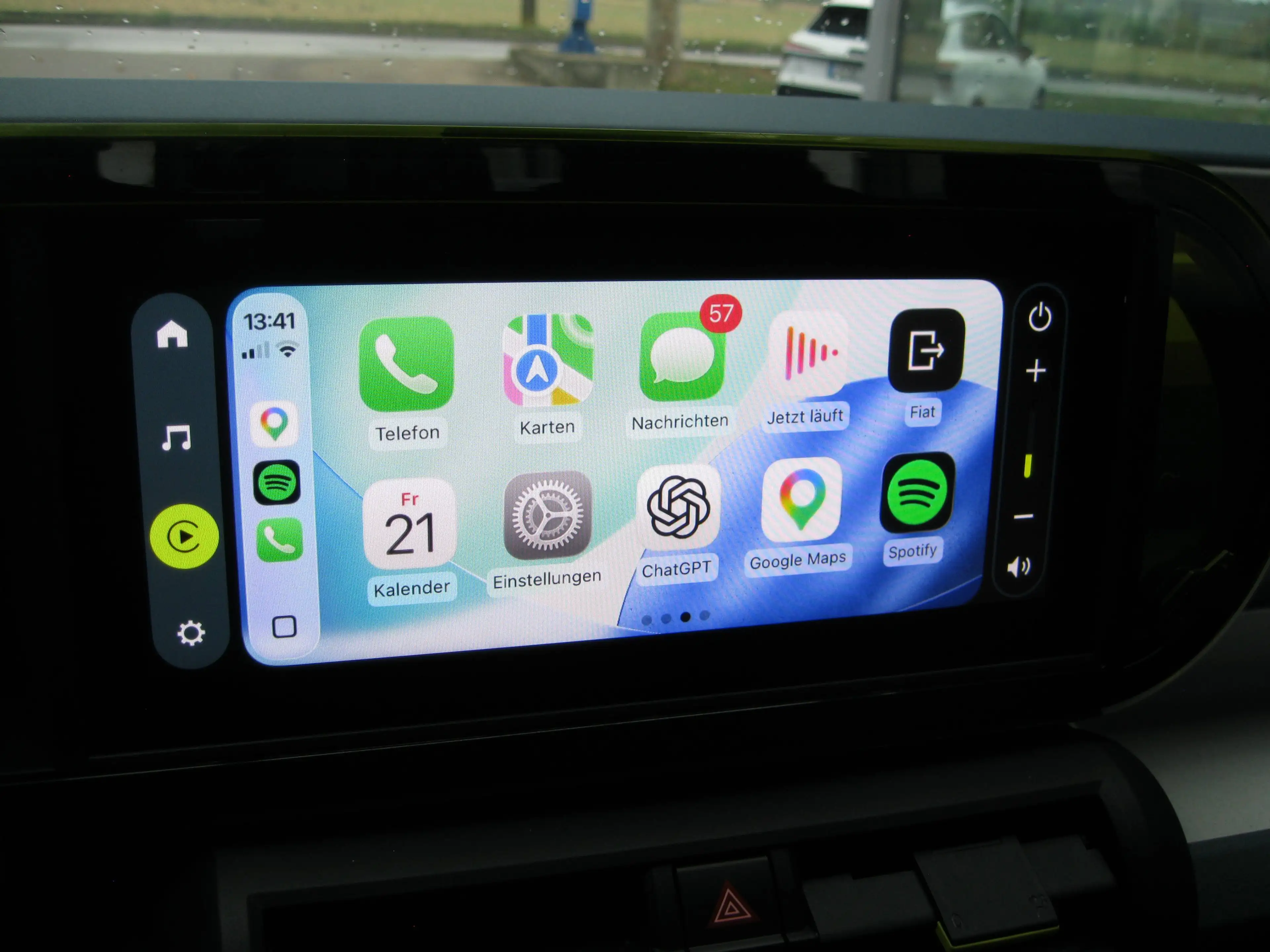 Fiat Grande Panda ICON Automatik 1.2 Hybrid 81 kW KLIMA-ZV-PDC-CARPLAY-ADNROID- — photo 12