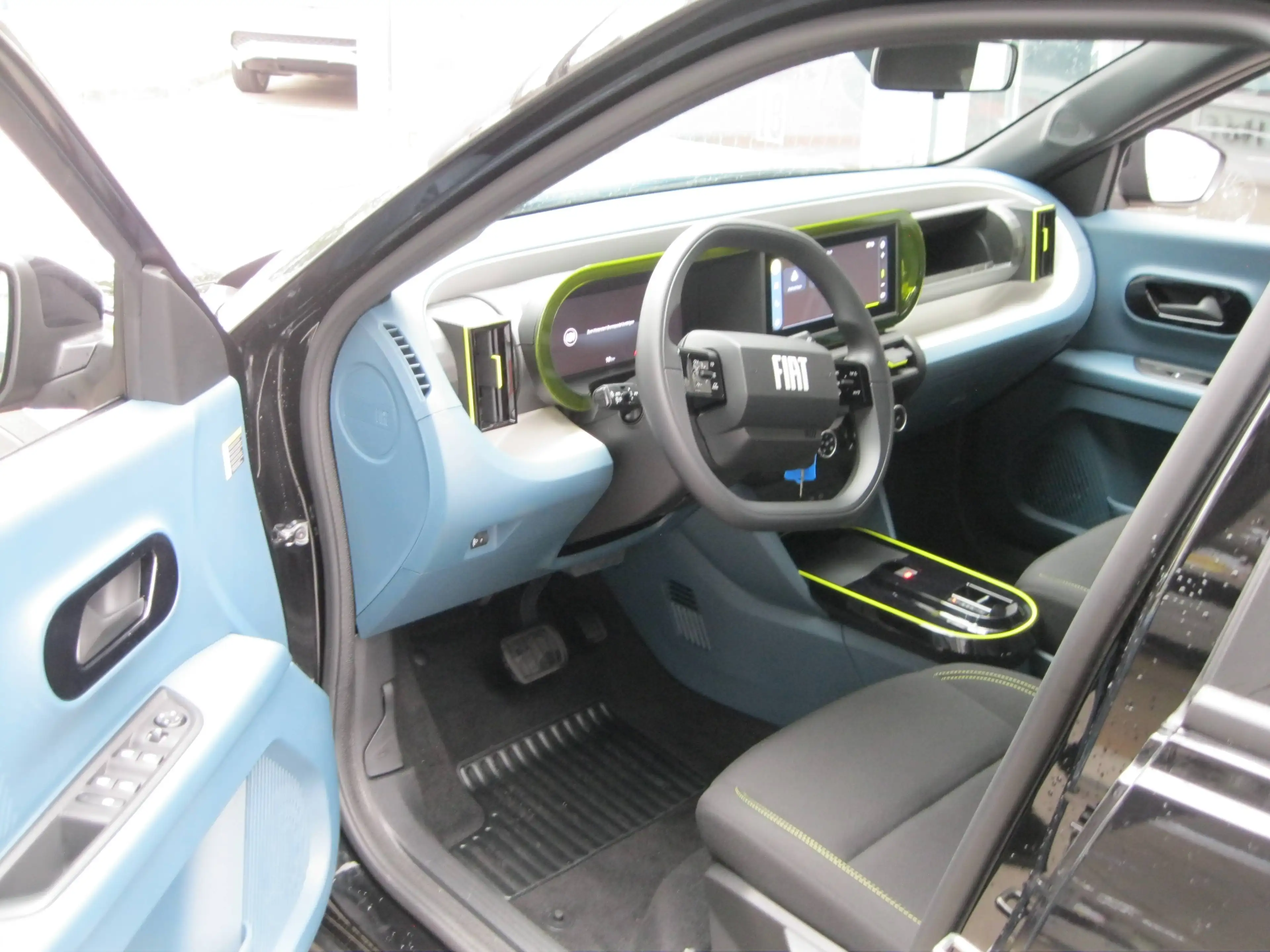 Fiat Grande Panda ICON Automatik 1.2 Hybrid 81 kW KLIMA-ZV-PDC-CARPLAY-ADNROID- — photo 5