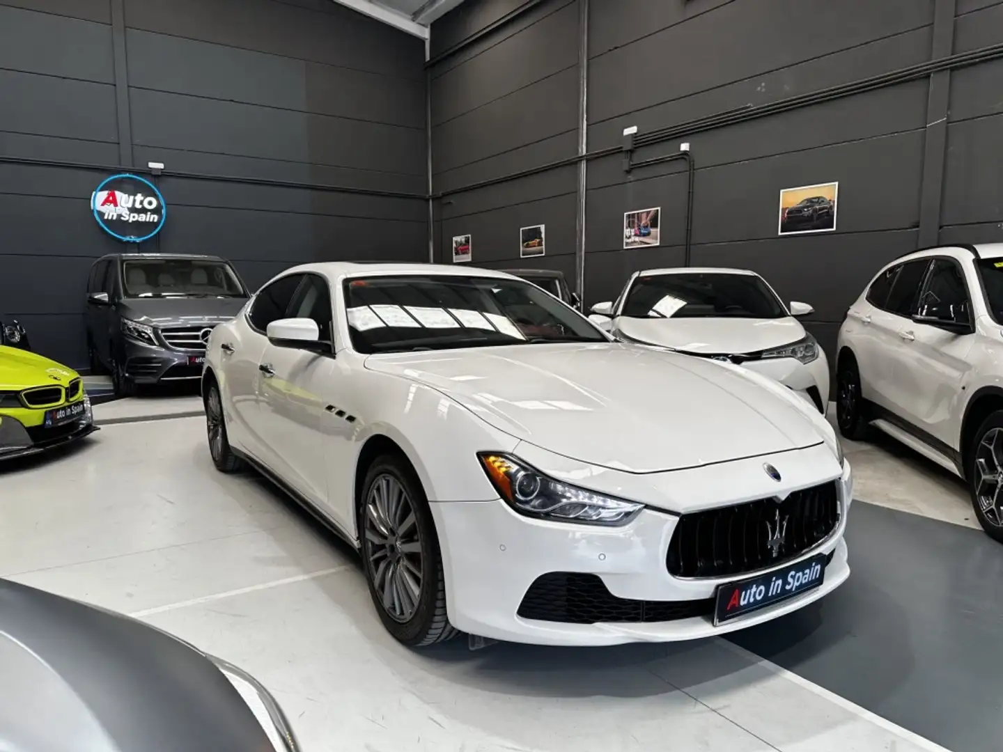 Maserati Ghibli GranLusso Aut. 350 Blanc - 1